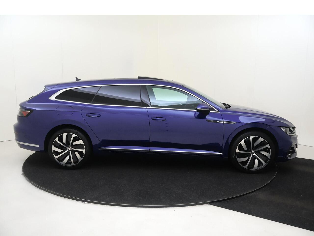 Volkswagen Arteon Shooting Brake 1.4 TSI eHybrid R-Line Business | SoH 92% | Panoramadak | Trekhaak | Standkachel | Adaptieve demping systeem | 360 camera | 3-zone airco | Dodehoek detectie | Keyless | Adaptieve cruise control |
