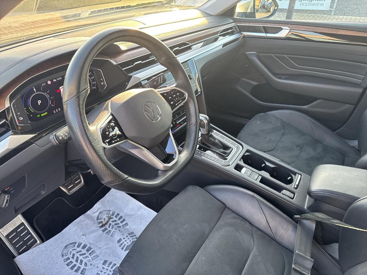 Volkswagen Arteon Shooting Brake 1.4 TSI eHybrid Elegance Business+ | Trekhaak | ACC | LED | SOH 93% |