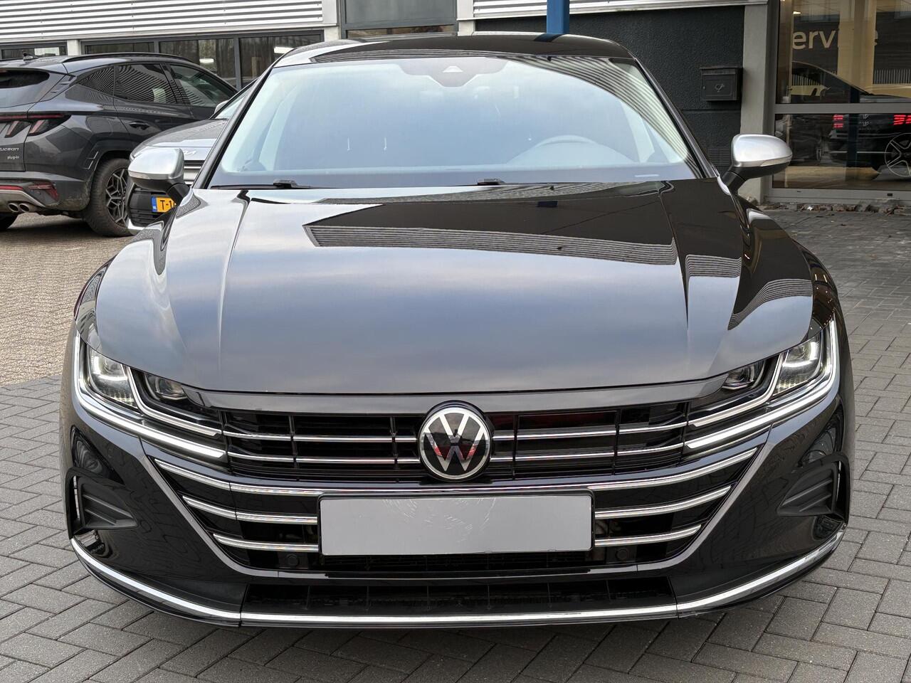 Volkswagen Arteon Shooting Brake 1.4 TSI eHybrid Elegance Business+ | Wegklapbare Trekhaak | Stoelverwarming | Stuurwielverwarming | Camera | Side Assist | Comfort stoelen elektrisch verstelbaar