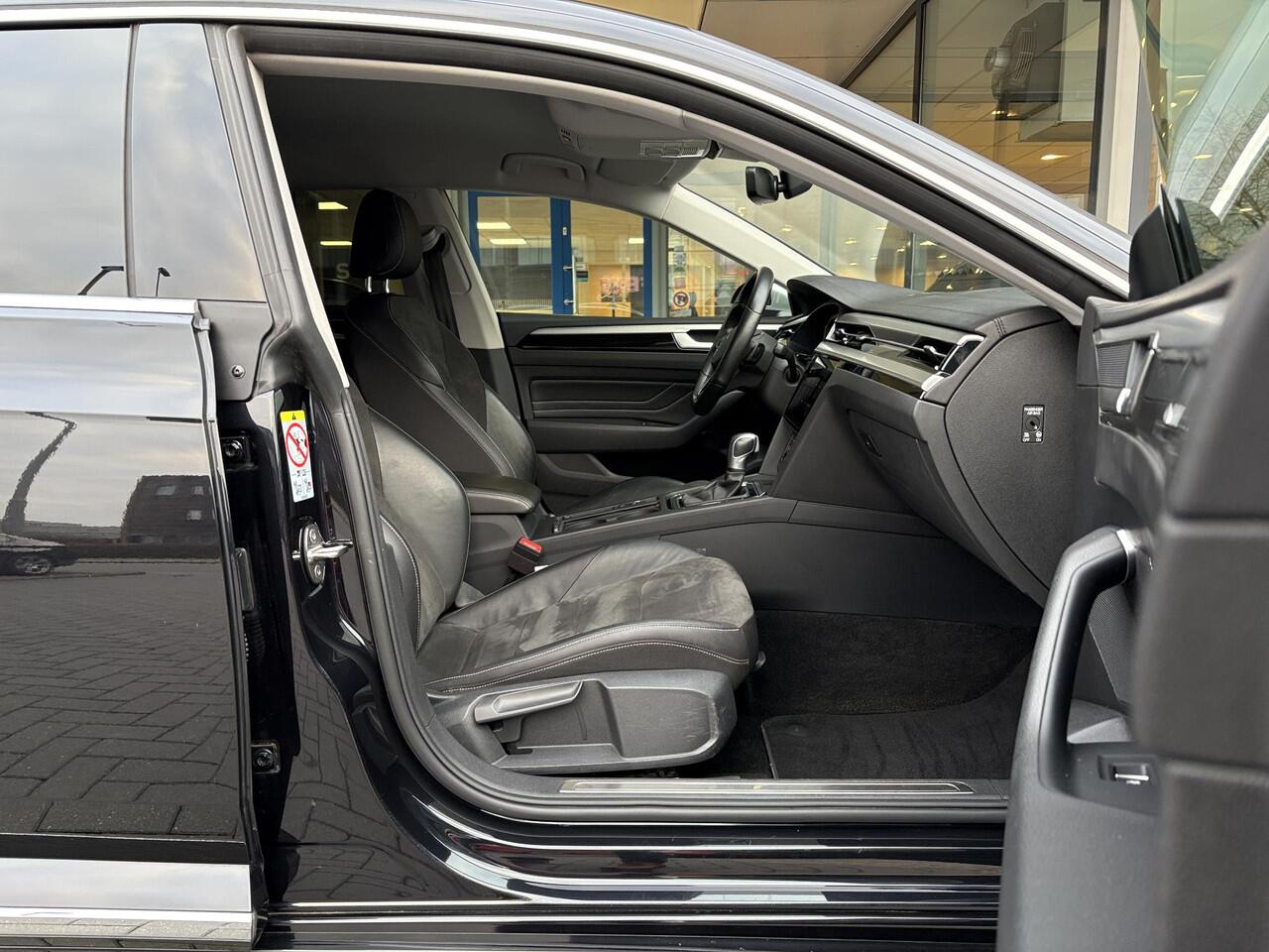 Volkswagen Arteon Shooting Brake 1.4 TSI eHybrid Elegance Business+ | Wegklapbare Trekhaak | Stoelverwarming | Stuurwielverwarming | Camera | Side Assist | Comfort stoelen elektrisch verstelbaar