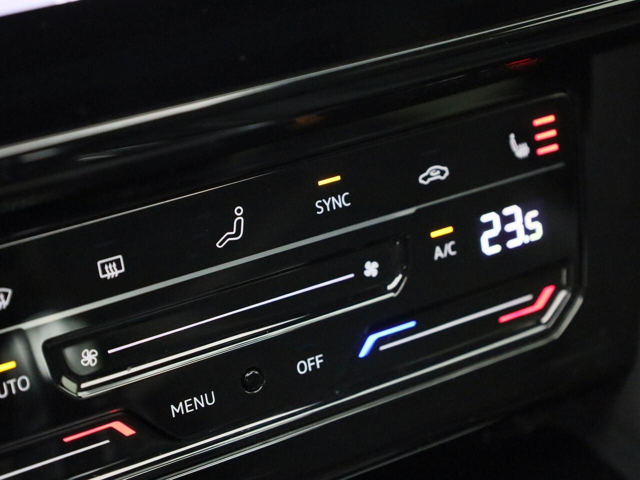 Volkswagen Arteon Shooting Brake 1.4TSIeHybrid 160kW/218PK R-Line DSG · Panoramadak · Trekhaak · Camera · Apple/Android Car Play ·