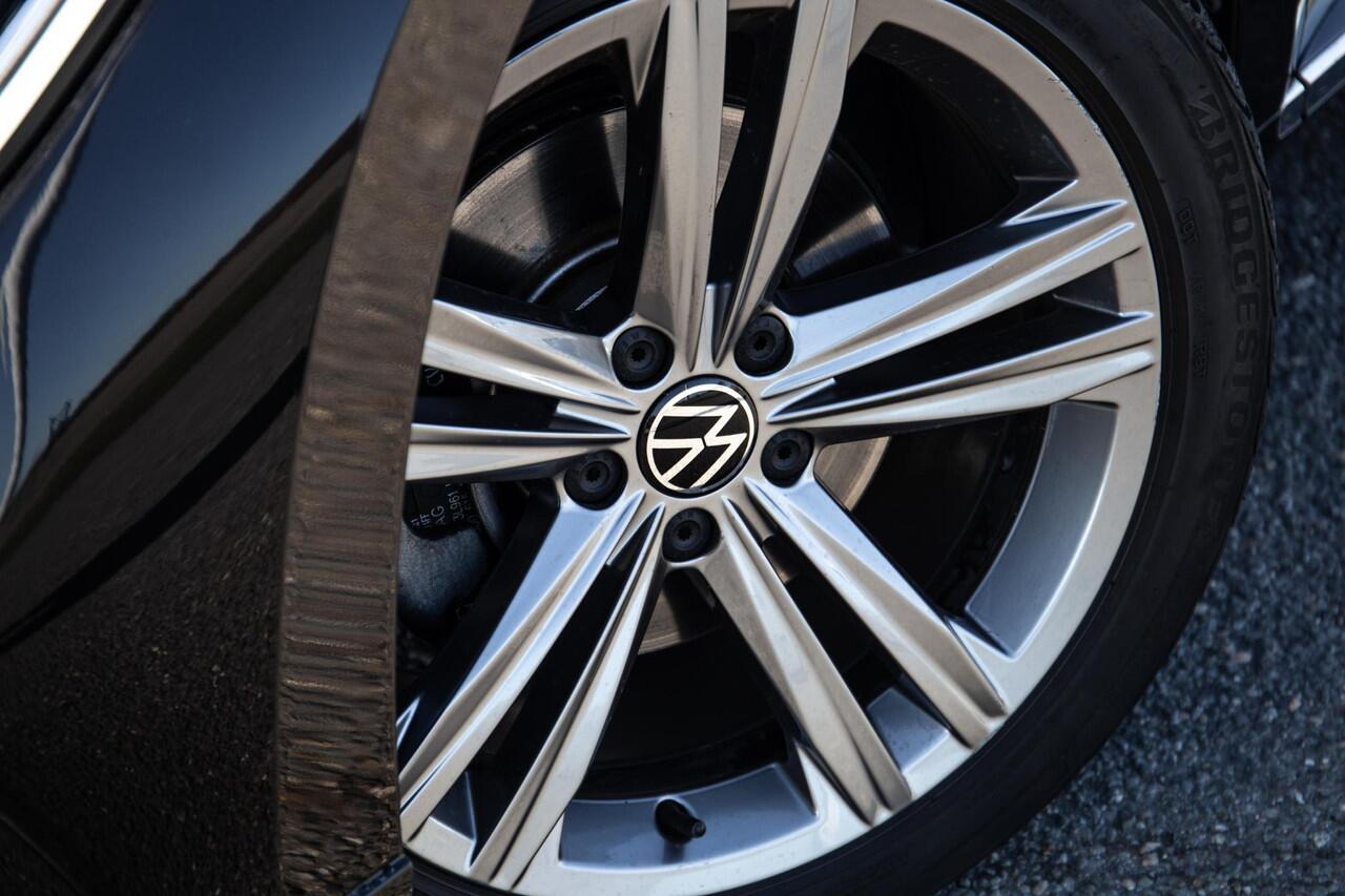 Volkswagen Arteon 1.4 TSI eHybrid R-Line Business CARPLAY / LEER / CAMERA / MEMMORY / LED / STOELVERWARMING