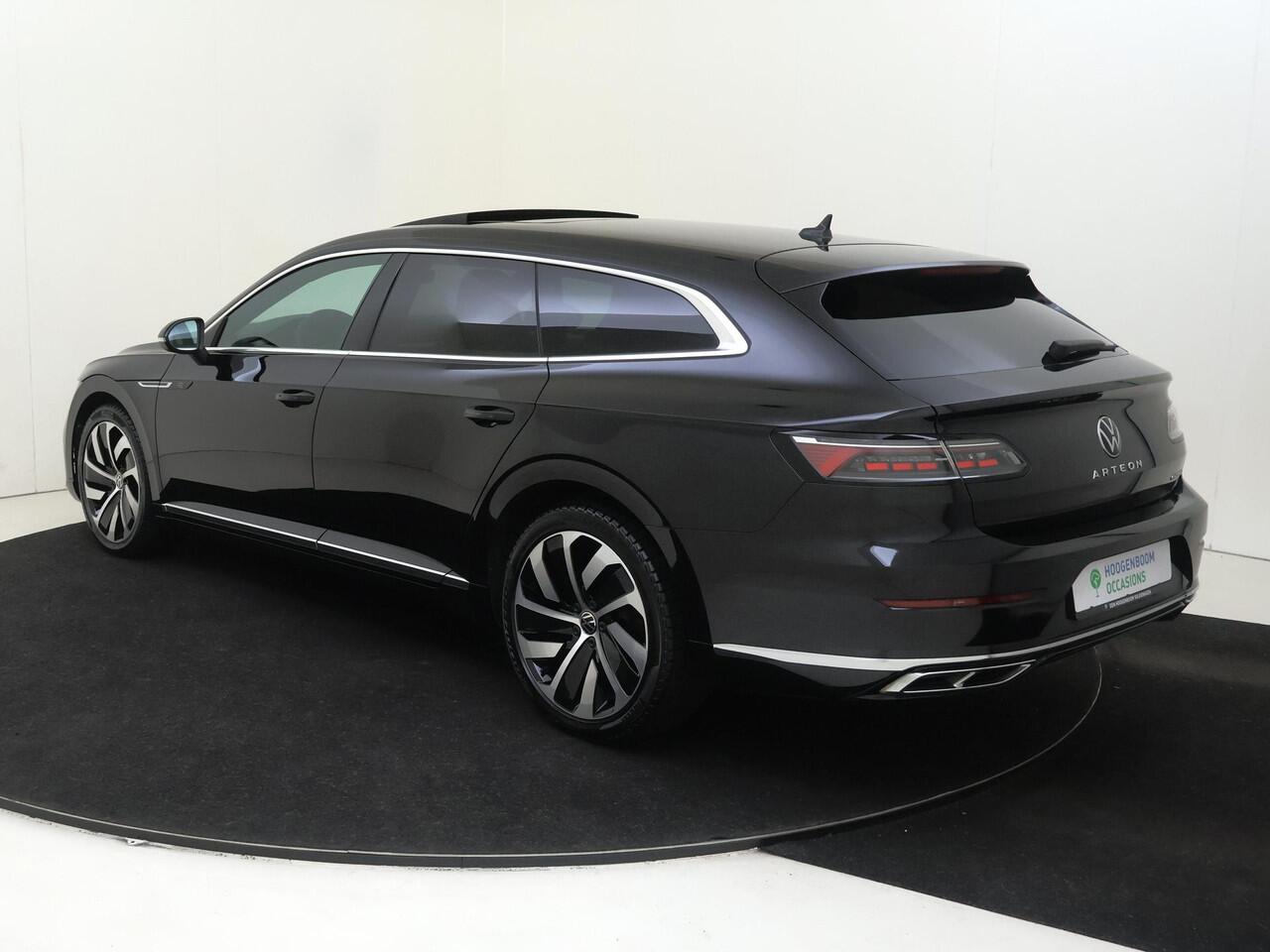 Volkswagen Arteon Shooting Brake 1.4 TSI eHybrid R-Line Business+ | SoH 100% | Panoramadak | Trekhaak | Dodehoek detectie | Adaptieve demping | Kuipstoelen | Lederen bekleding | Adaptieve cruise control | Navigatie |