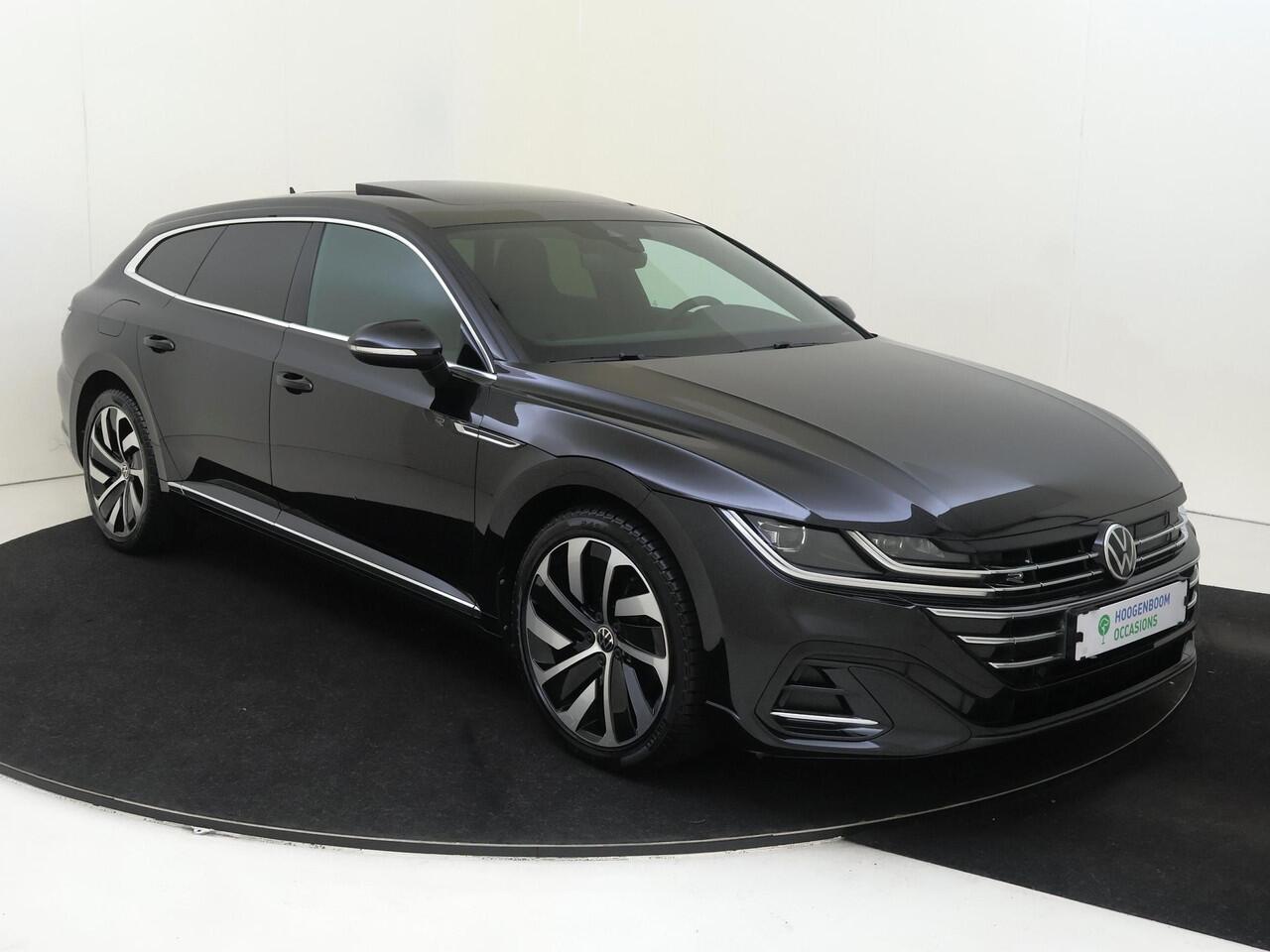 Volkswagen Arteon Shooting Brake 1.4 TSI eHybrid R-Line Business+ | SoH 100% | Panoramadak | Trekhaak | Dodehoek detectie | Adaptieve demping | Kuipstoelen | Lederen bekleding | Adaptieve cruise control | Navigatie |