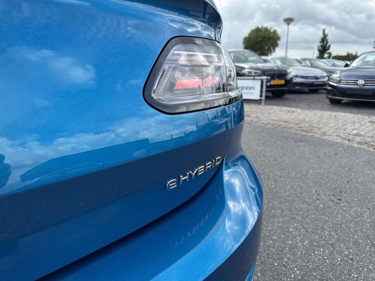 Volkswagen Arteon Shooting Brake 1.4 TSI eHybrid Elegance Business+ | 218 Pk | PHEV | Trekhaak | A. cam | Leder |