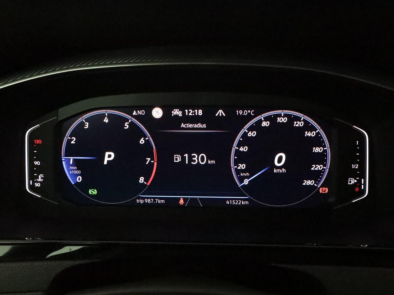 Volkswagen Arteon Shooting Brake 2.0 TSI R-Line Business 190PK | Panorama dak | Clima | Sfeer | Achteruitrijcamera |