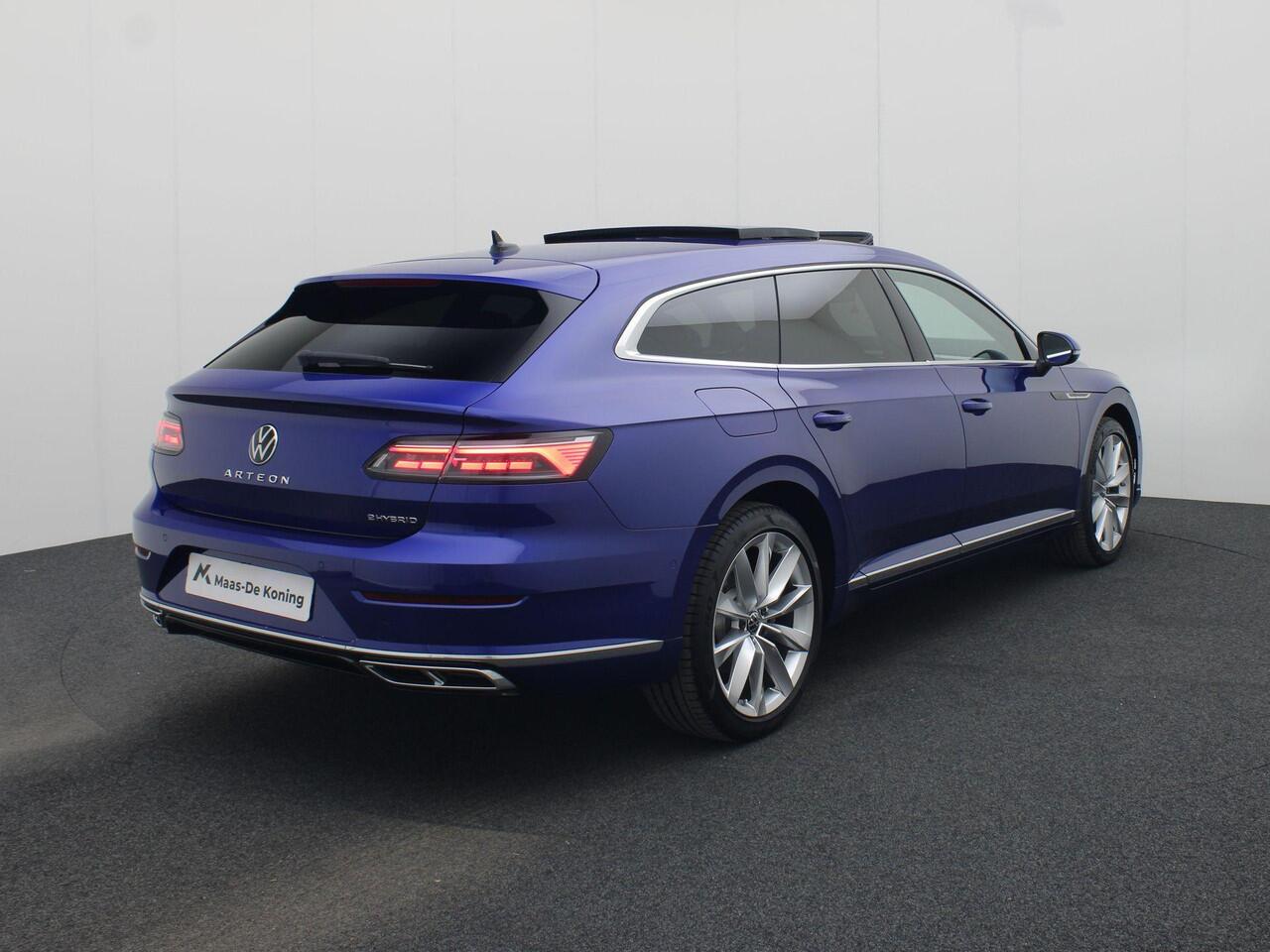 Volkswagen Arteon Shooting Brake 1.4 TSIeHybrid 160kW/218PK R-Line DSG · Panoramadak · Leder · Apple/Android Car Play · Camera · Garantie tot 01-11-2028 of 100.000km
