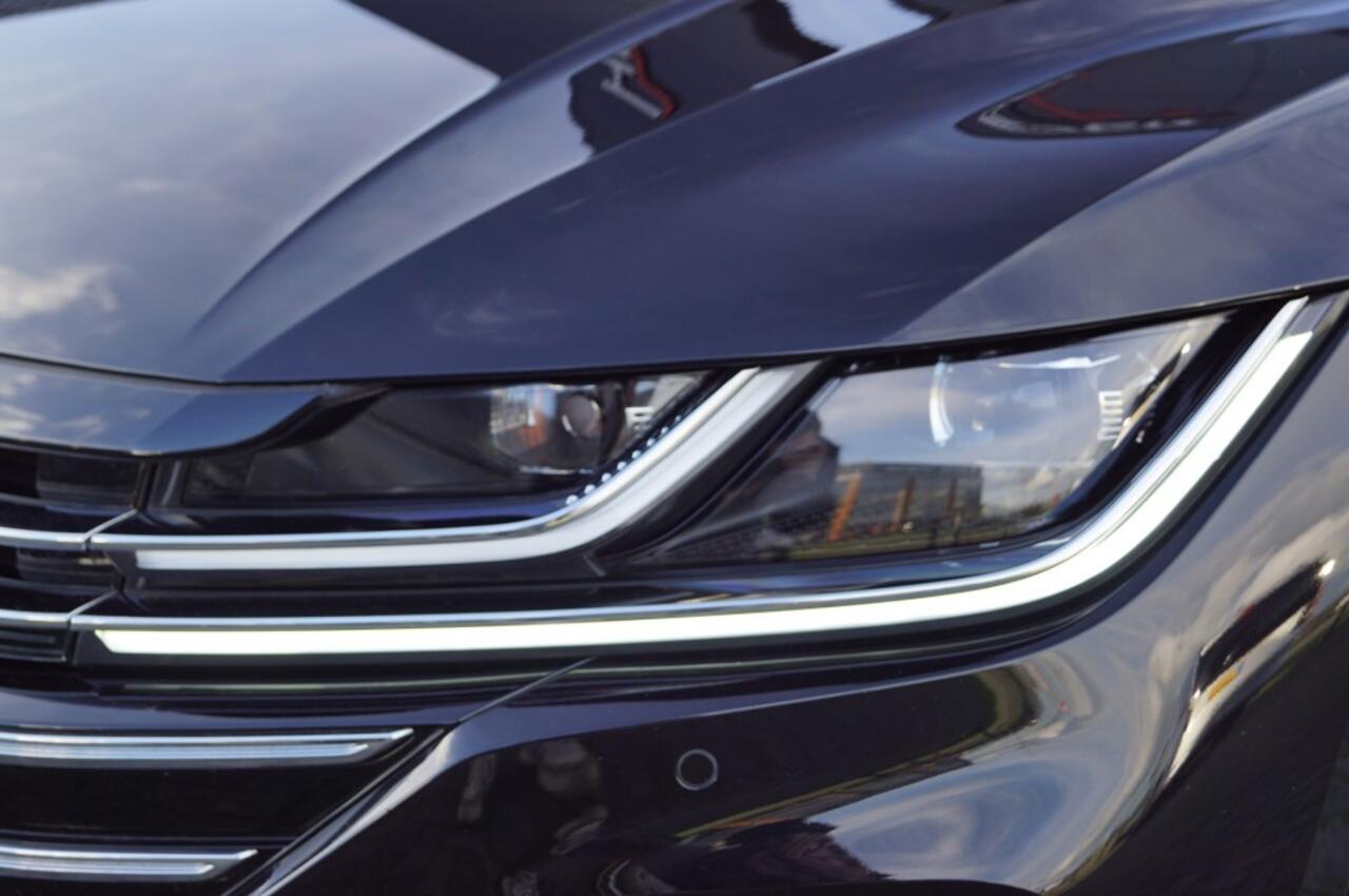 Volkswagen Arteon Shooting Brake 2.0 TSI DSG R-Line /Panodak/IQ Led/ Trekhaak wegklb.