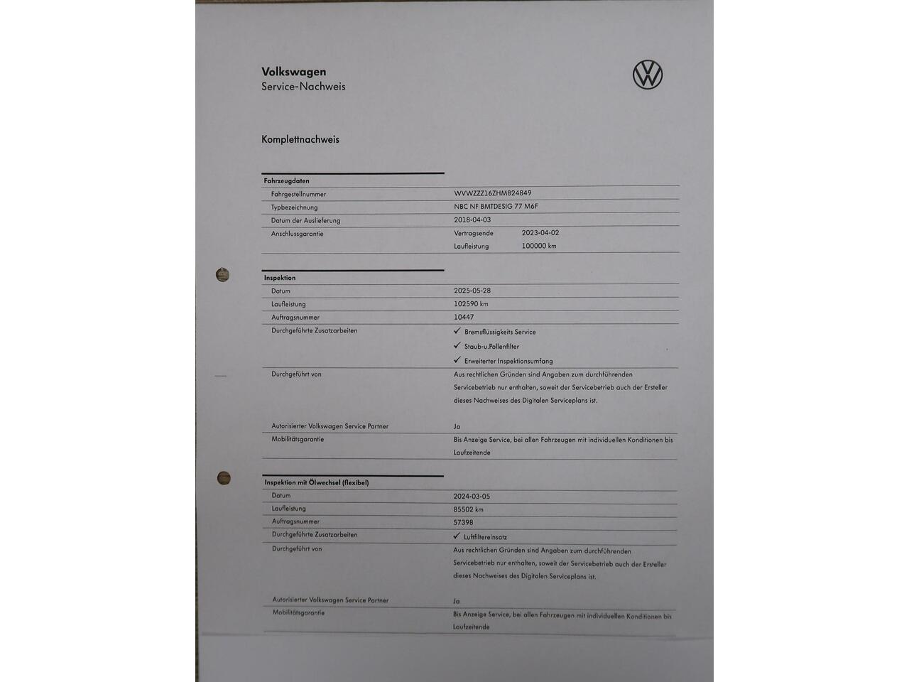 Volkswagen BEETLE (NEW) Cabriolet 1.2 TSI Sound 2018 Airco-ecc Navigatie App connect Stoelverwarming Windscherm 1e Eigenares Dealer onderhouden 17 inch Sportvelgen Zeer nette staat Dark Bronze metallic