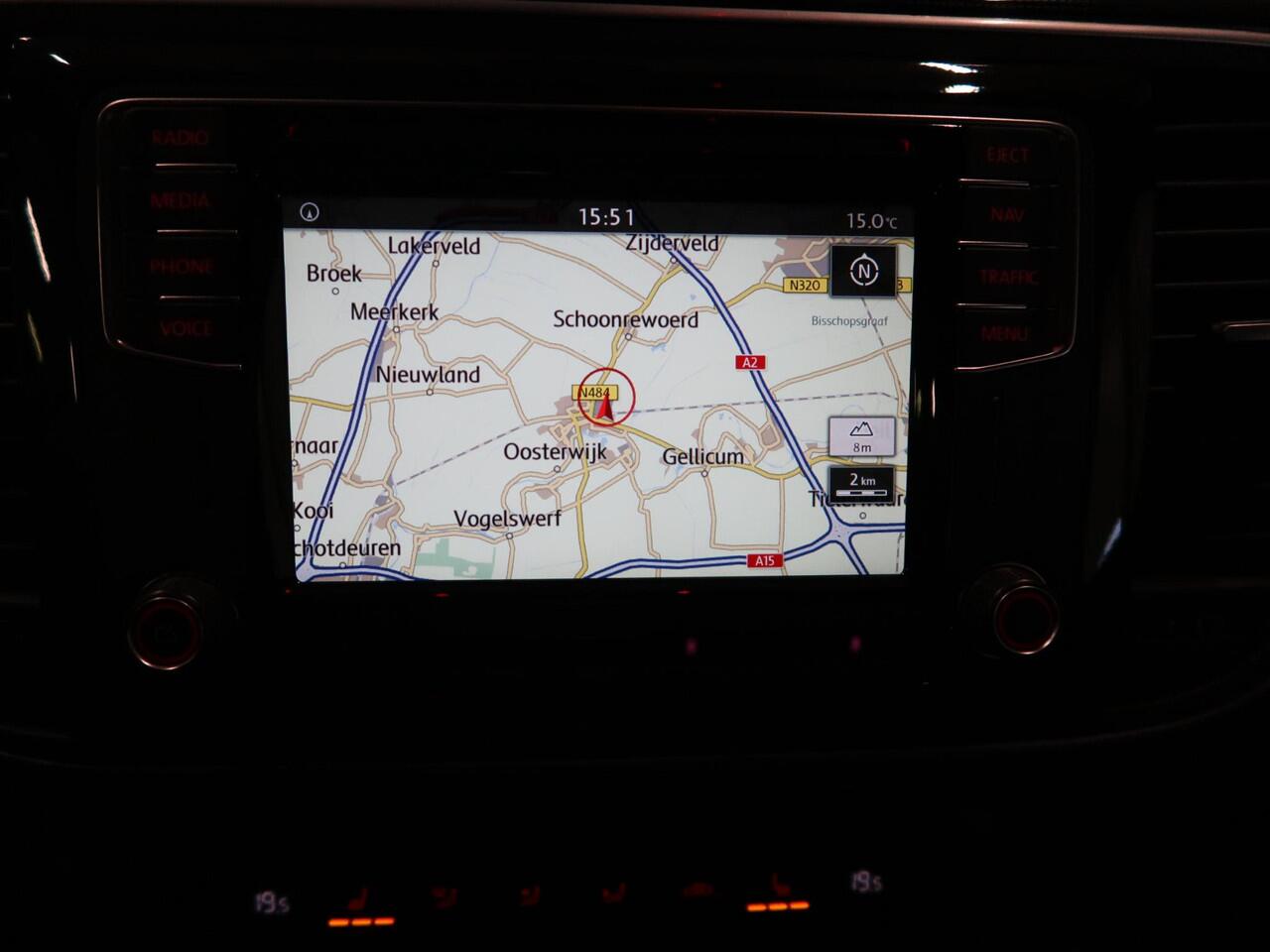 Volkswagen BEETLE (NEW) Cabriolet 1.4 TSI Sound 150pk Automaat Navigatie 1e Eigenares App connect Stoelverwarming Xenon Windscherm Dealer onderhouden Nette staat