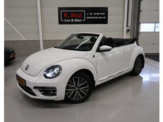volkswagen-beetle-(new)-cabriolet-1