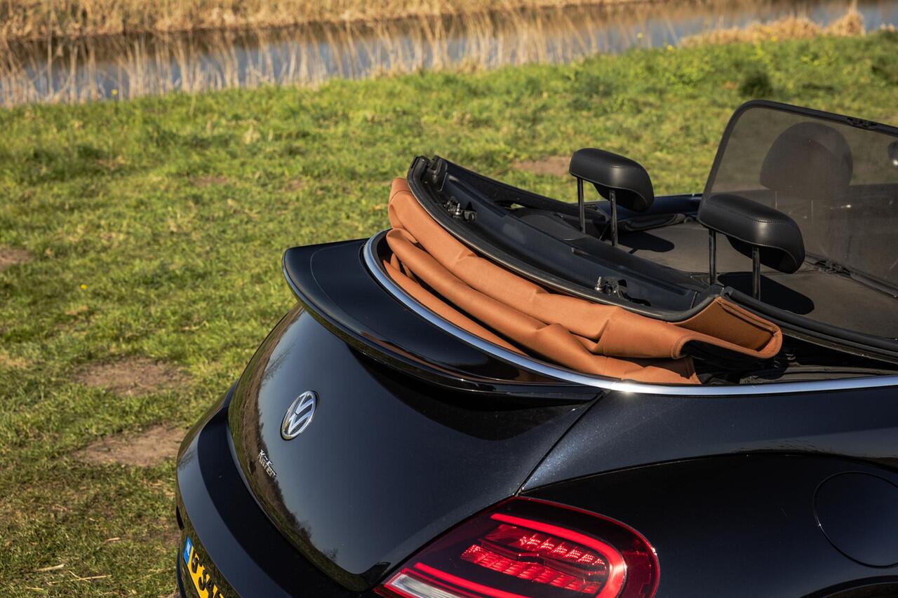 Volkswagen BEETLE (NEW) 2.0 TSI 220PK BMT DSG 2018 Karmann fender