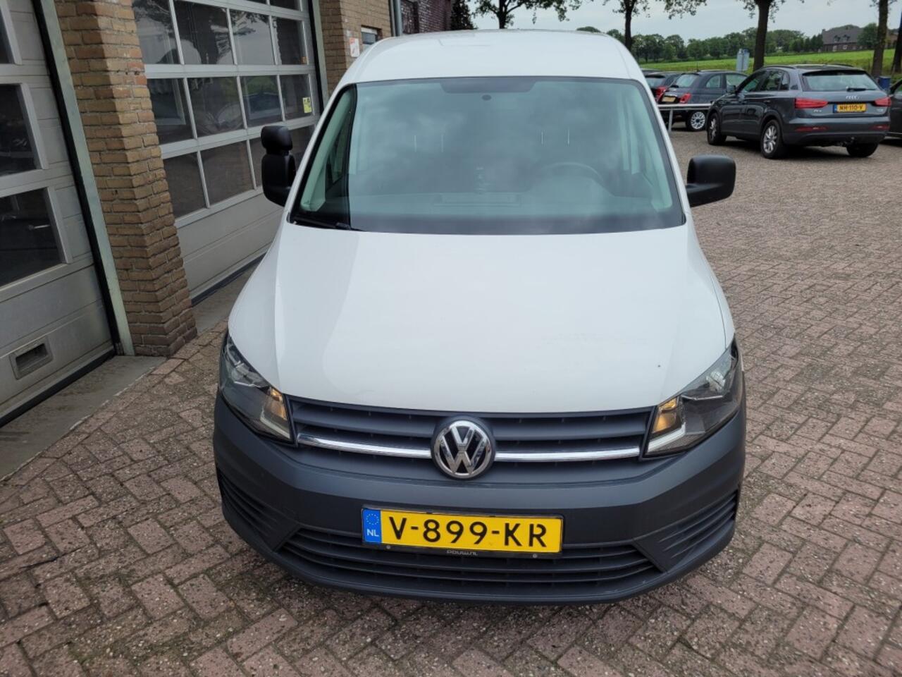 Volkswagen CADDY 2.0 TDI 102pk L1 H1 TRENT MET TREKHAAK !! EVT MET IMPRIAAL.