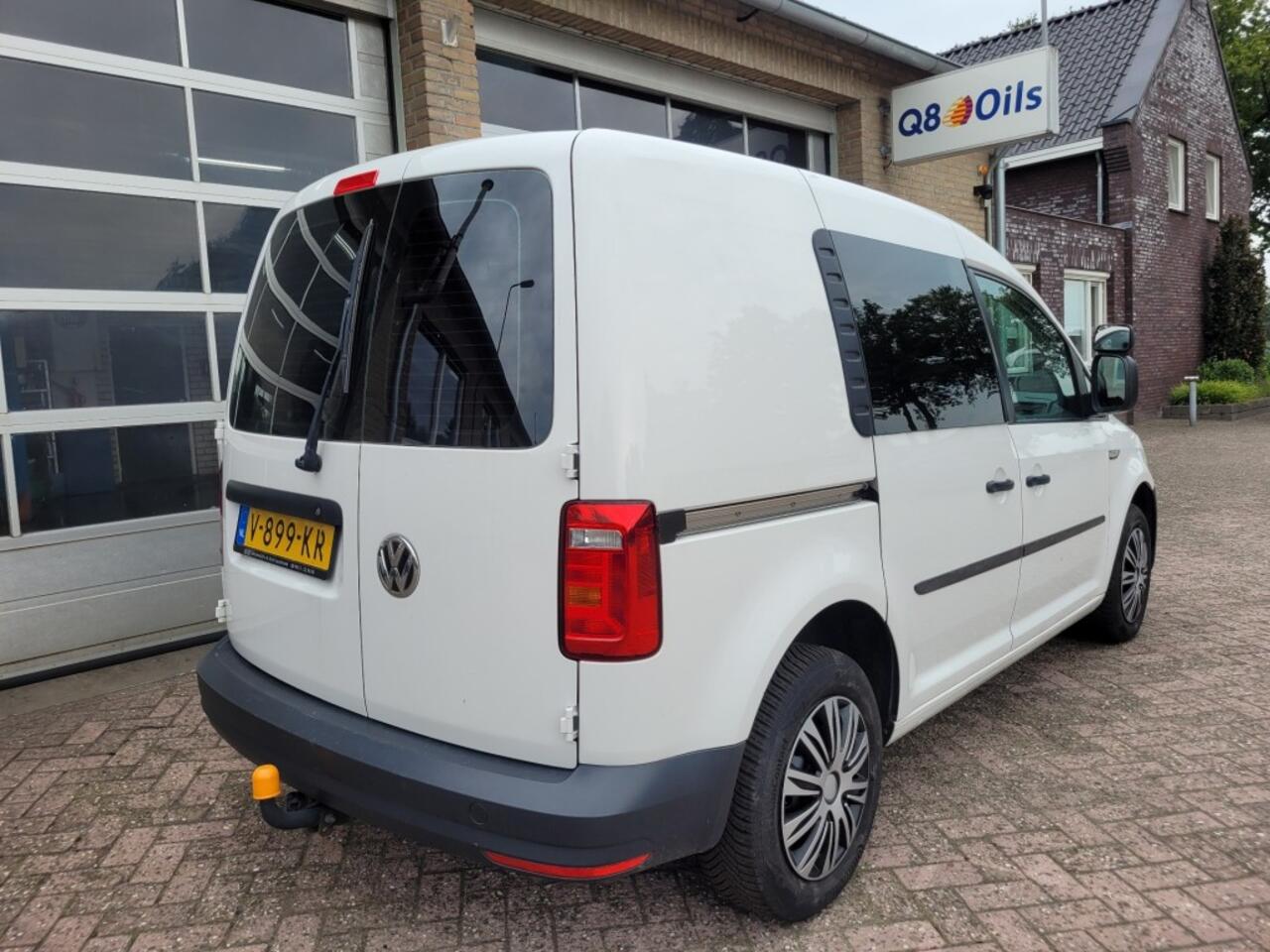 Volkswagen CADDY 2.0 TDI 102pk L1 H1 TRENT MET TREKHAAK !! EVT MET IMPRIAAL.