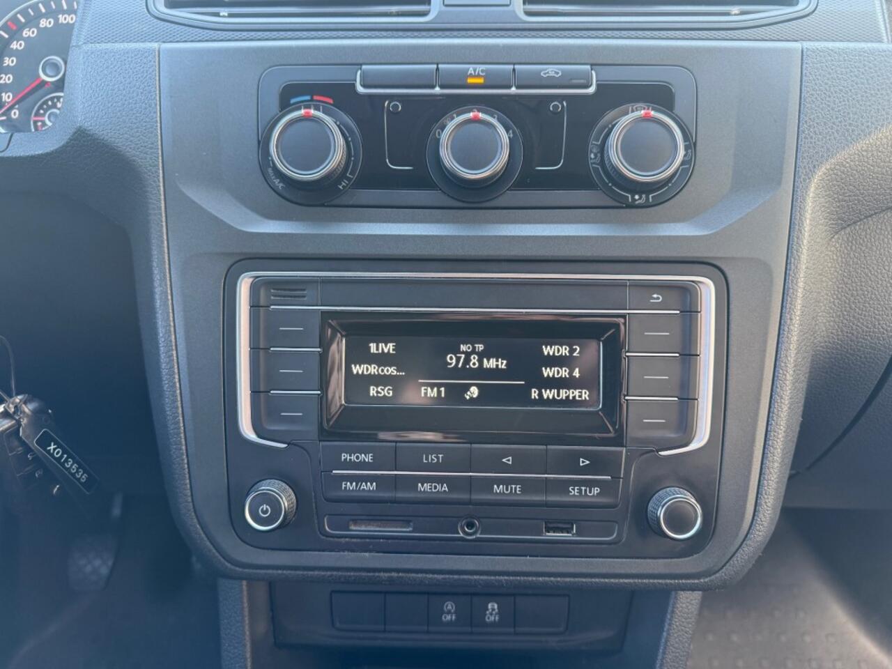 Volkswagen CADDY 2.0 TDI L1H1 BMT COMFORT AIRCO PDC SCHUIFDEUR.