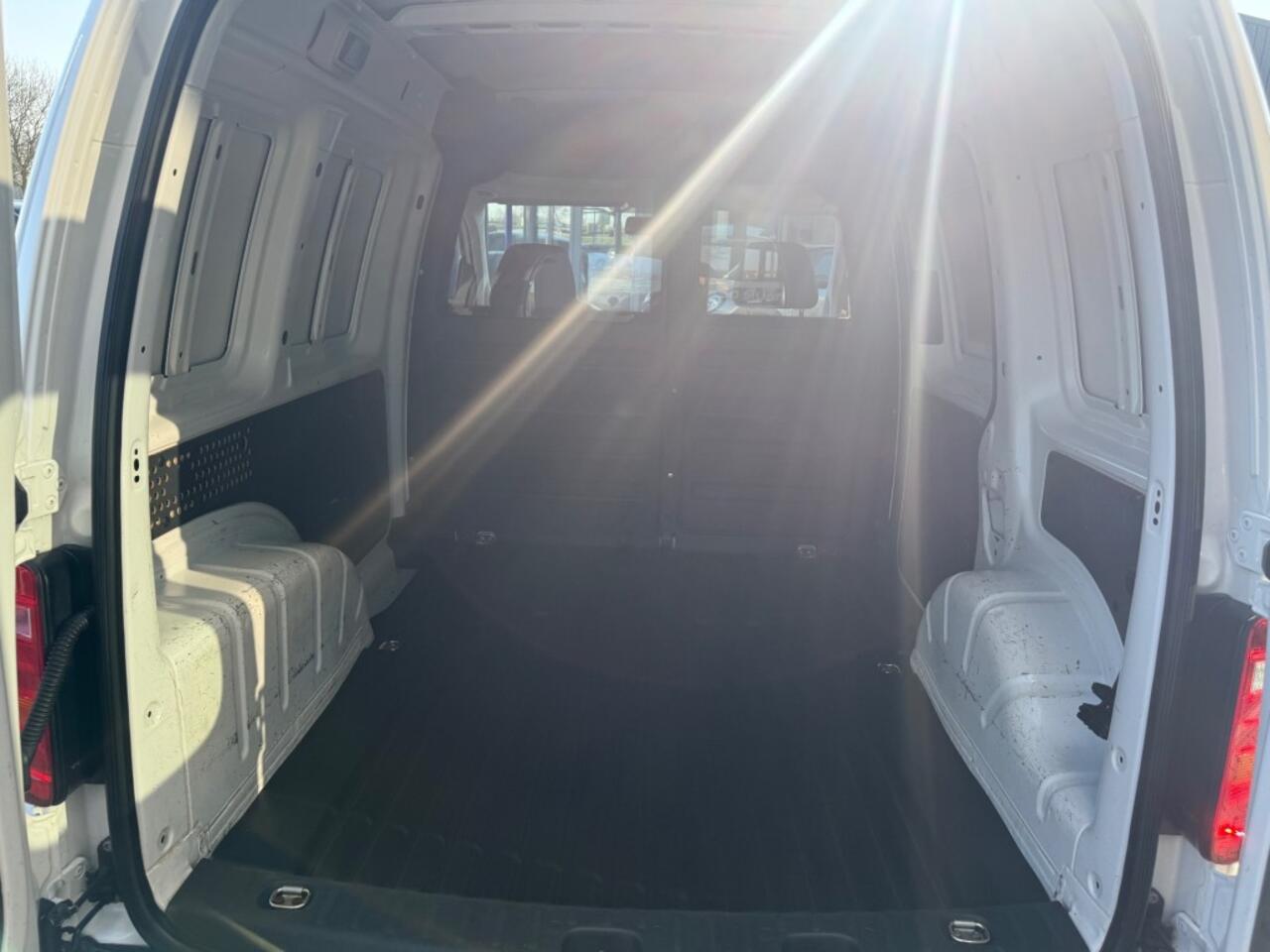 Volkswagen CADDY 2.0 TDI L1H1 BMT COMFORT AIRCO PDC SCHUIFDEUR.