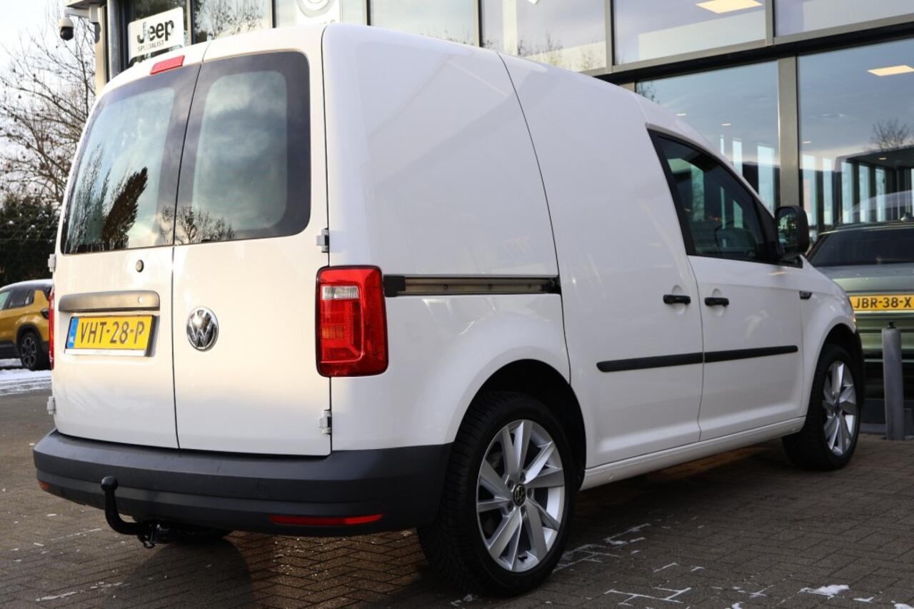 Volkswagen CADDY 2.0 TDI Trendline / Airco / Trekhaak / Cruise control / euro 6