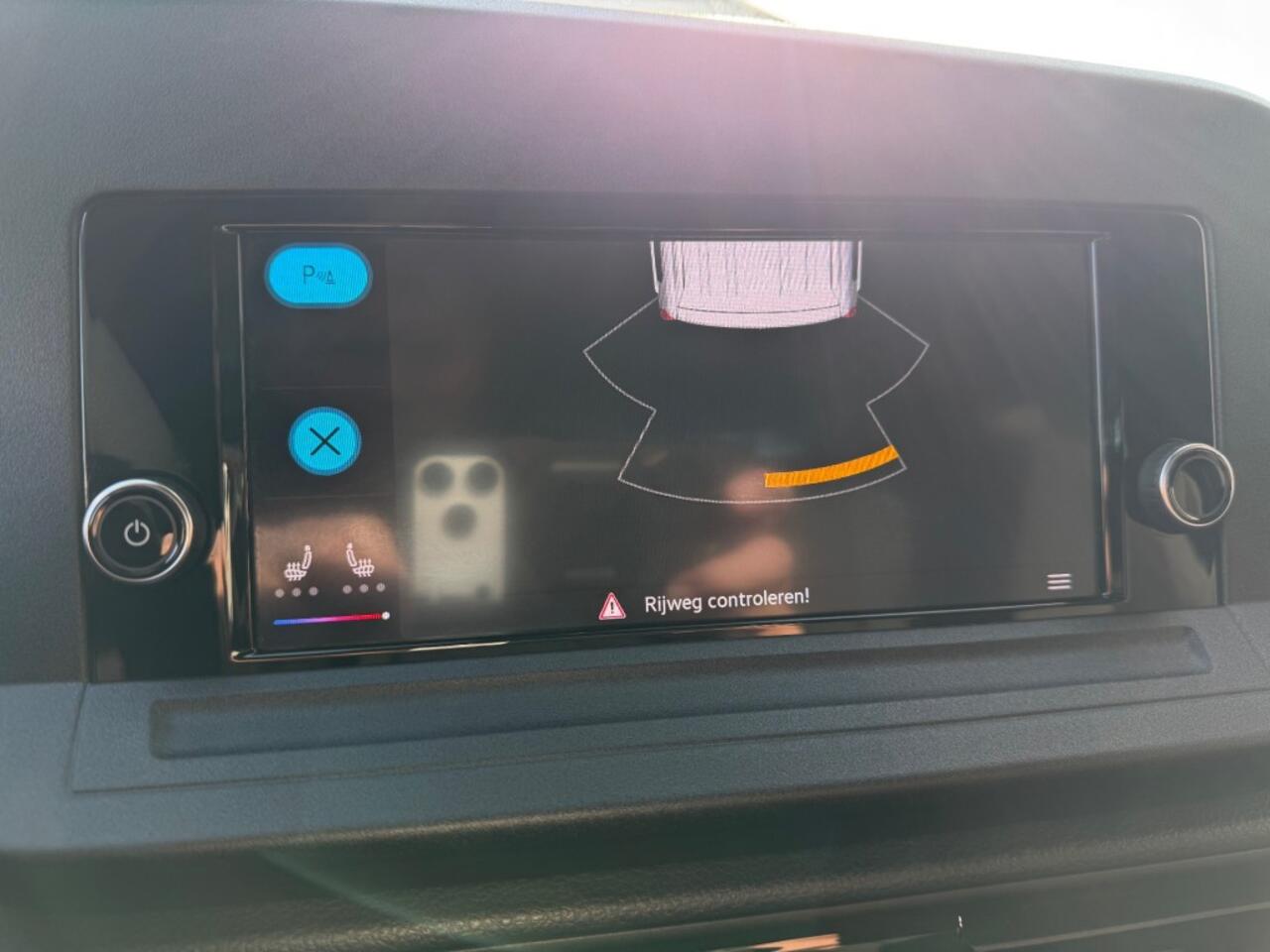 Volkswagen CADDY 2.0 TDI L1H1 BMT COMFORT AIRCO CARPLAY PDC SCHUIFDEUR.