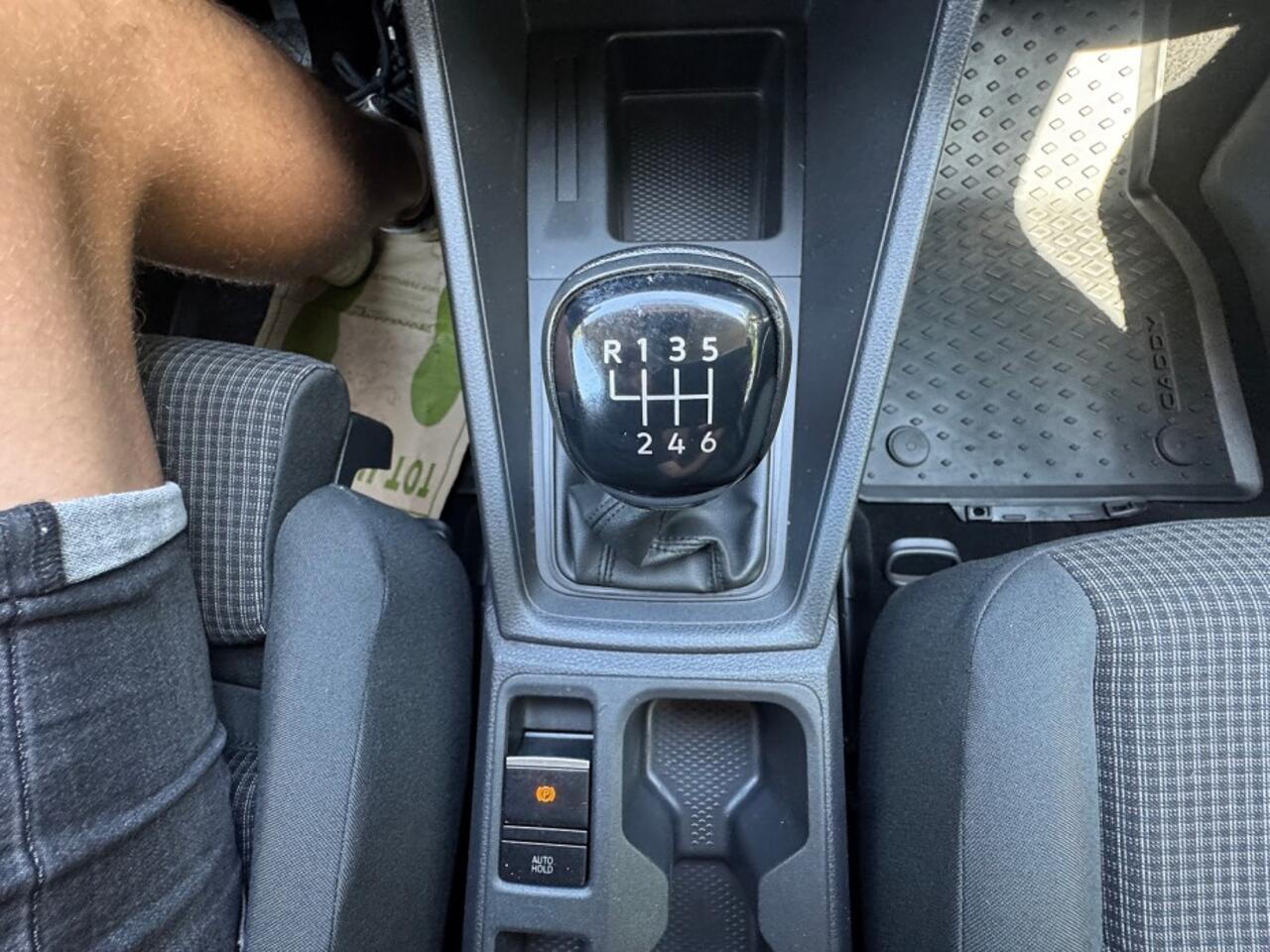 Volkswagen CADDY 2.0 TDI Trend airco,trekhaak,pdc,cruise