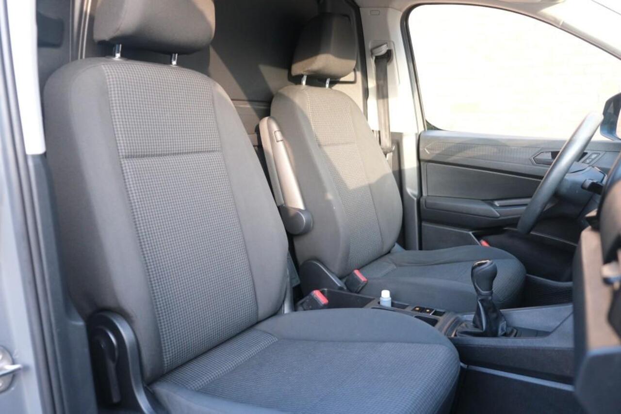 Volkswagen CADDY Cargo 2.0 TDi 102pk L1H1 Style | Navi | App Connect | Airco | Cruise | PDC | Trekhaak