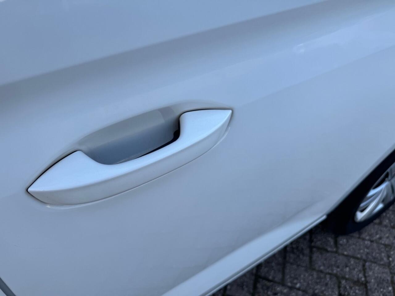 Volkswagen CADDY 2.0 TDI Airco, Navi, Cruisecntrl, 2x Schuifdeur, Licht- en zichtpakket