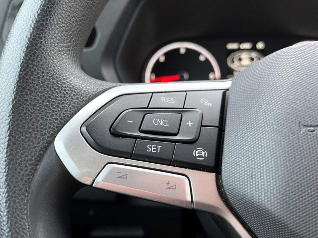 Volkswagen CADDY 2.0 TDI / Carplay / PDC/ Cruise / All-season banden