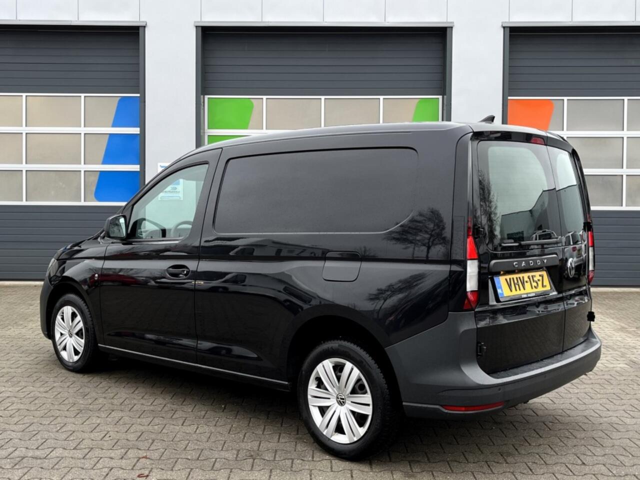 Volkswagen CADDY 2.0 TDI / Carplay / PDC/ Cruise / All-season banden