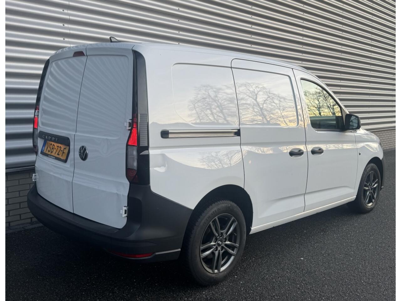 Volkswagen CADDY Cargo 2.0 TDI 2022 Nwe Driem & APK