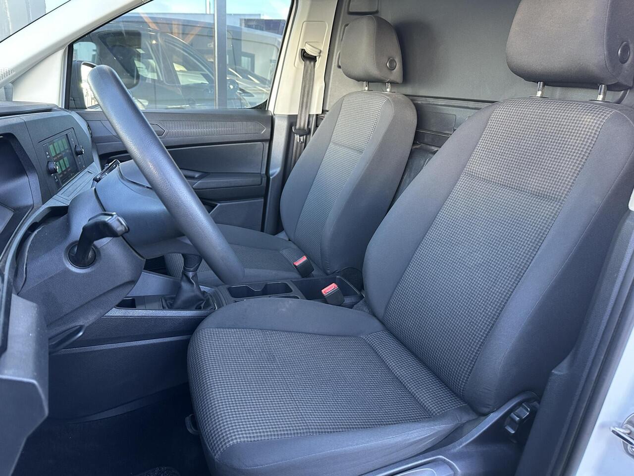 Volkswagen CADDY Cargo 2.0 TDI Comfort | Nette Staat | NL AUTO | Volledige Onderhoudshistorie | Apple Carplay Android Auto | Climate Control | 2 Sleutels |