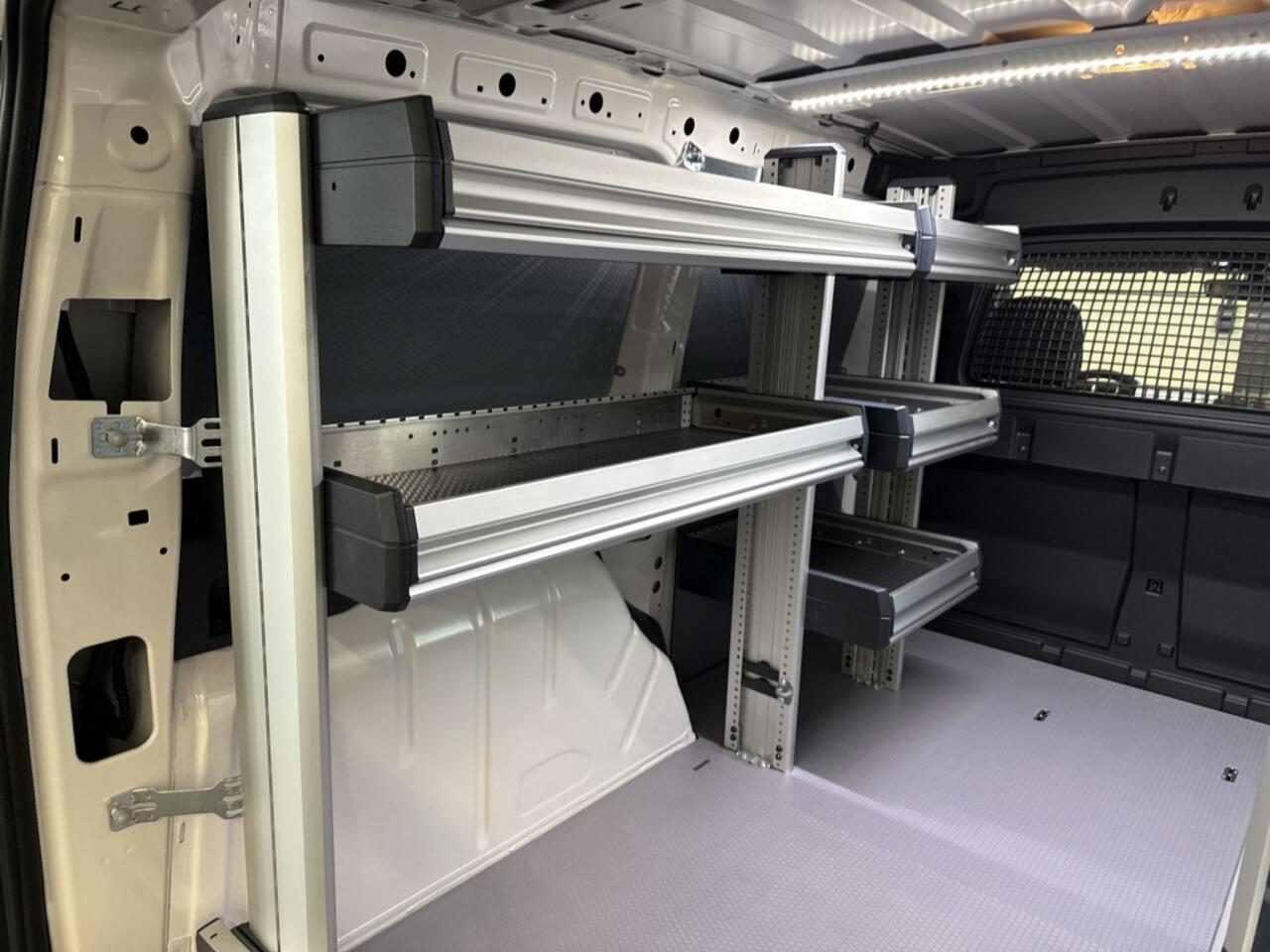 Volkswagen CADDY 1.5 TSI Comfort | LUXE INBOUWKASTEN | CAMERA | CRUISE | NAVI