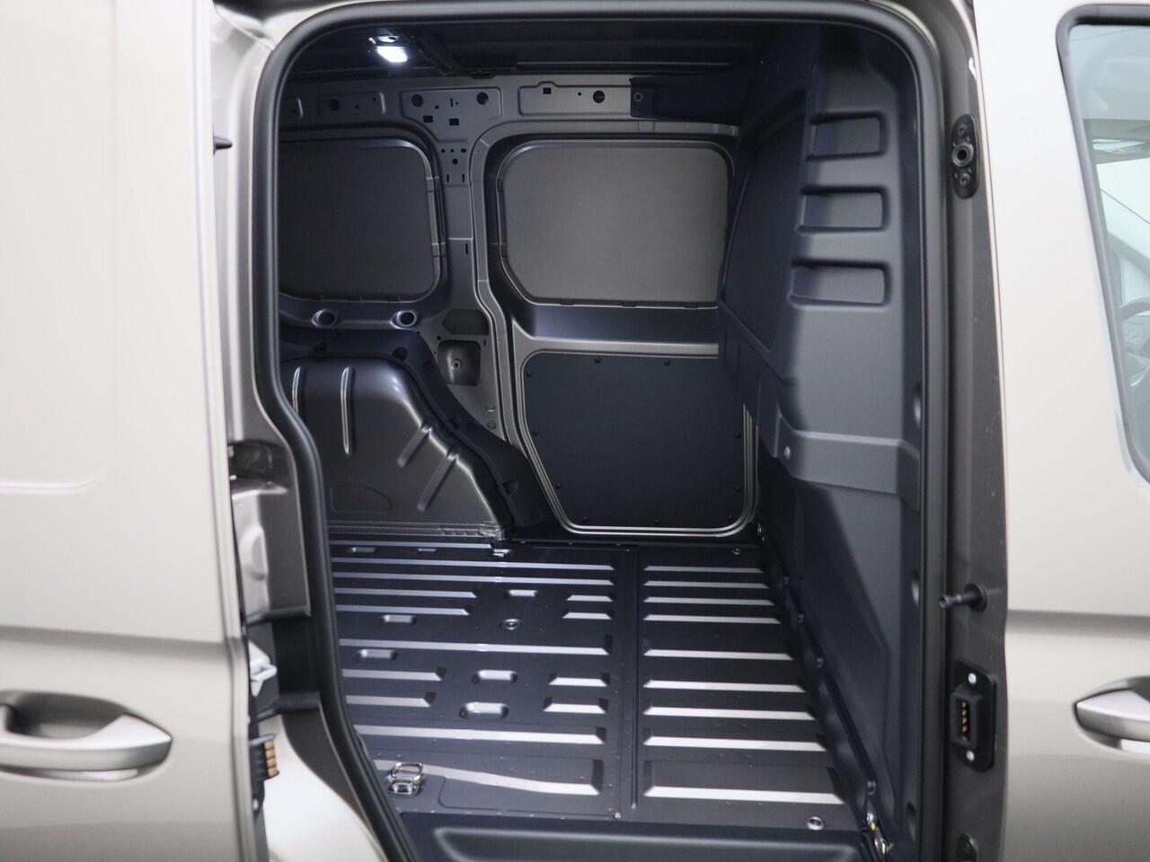 Volkswagen CADDY Bedrijfswagens Cargo Style 2.0TDi 102pk · Camera · Trekhaak · Apple/Android Car Play · Tussenschot · P-Sensoren · Cruise Control · 16'' Inch · Garantie t/m 23-12-2028 of 100.000km