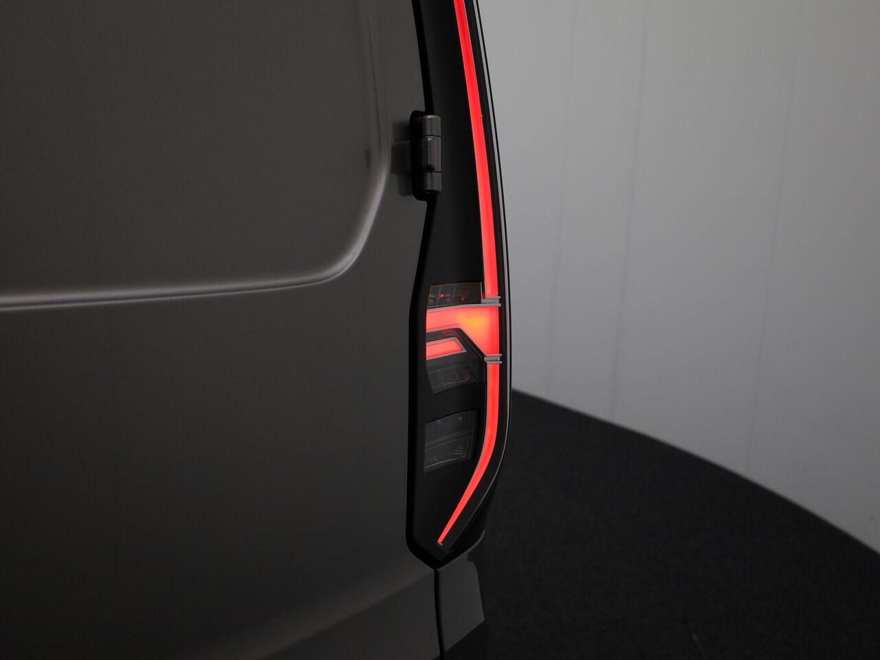 Volkswagen CADDY Bedrijfswagens Cargo Style 2.0TDi 102pk · Camera · Trekhaak · Apple/Android Car Play · Tussenschot · P-Sensoren · Cruise Control · 16'' Inch · Garantie t/m 23-12-2028 of 100.000km