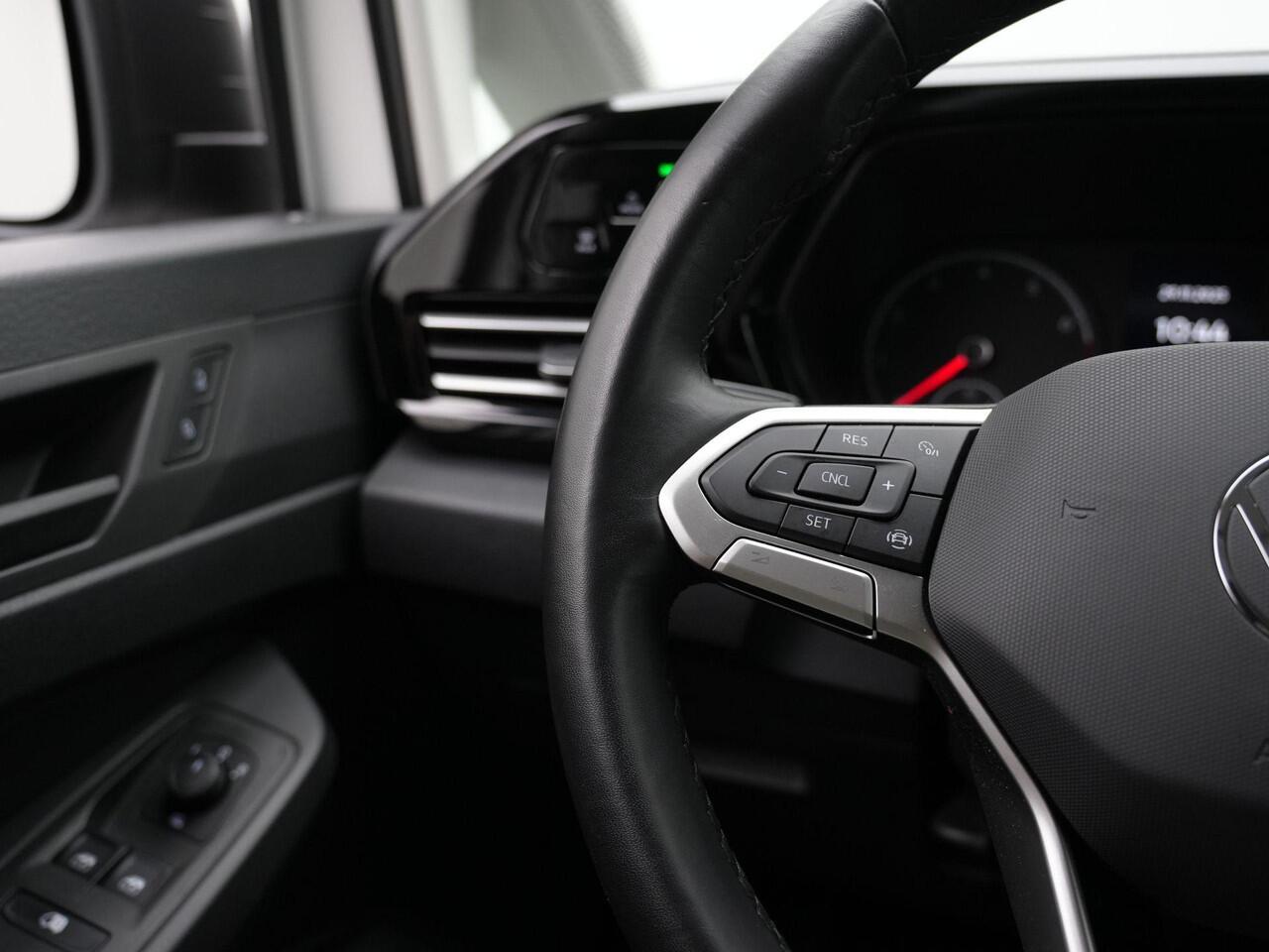 Volkswagen CADDY Cargo 1.5 TSI 115 pk DSG | Parkeersensoren achter | Carplay | LED | Cruise Control