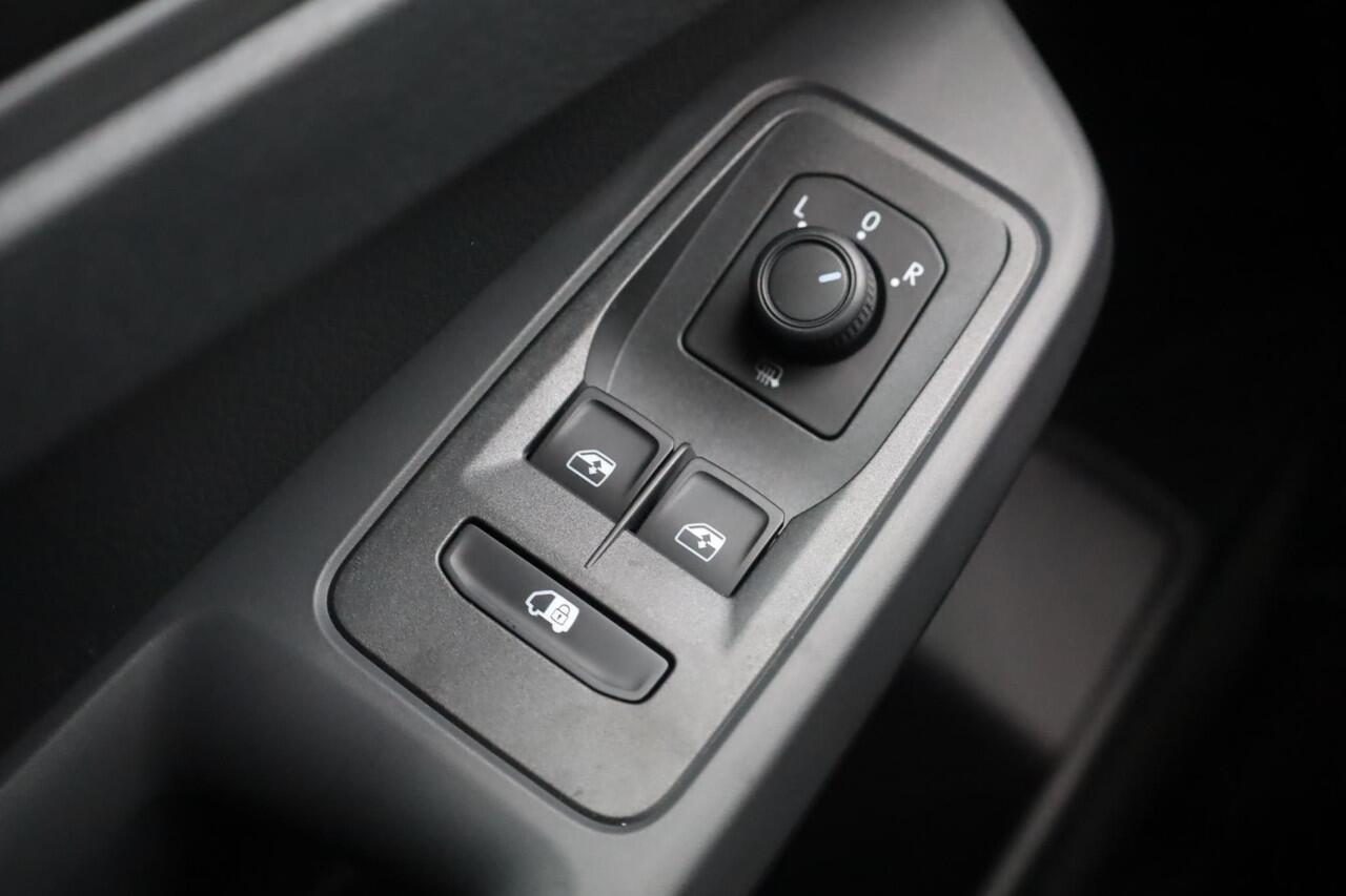 Volkswagen CADDY Cargo 2.0 TDI Style 102PK / 75kW, Draadloos Apple Carplay & Android Auto, cruise control, ErgoComfortstoelen bestuurder + bijrijder, DAB, airco, stuurwiel multifunctioneel, armleuning voorstoelen, elektrisch verstel- en verwarmbare spiegels, reservewiel