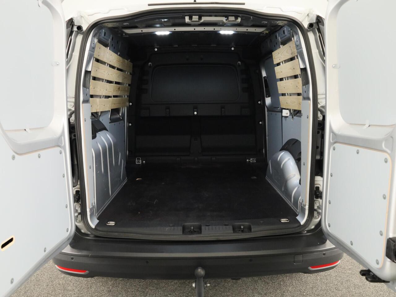 Volkswagen CADDY Cargo 2.0 TDI Comfort 102 PK | Verlengde garantie | Navigatie via app | Parkeersensoren | Cruise control |