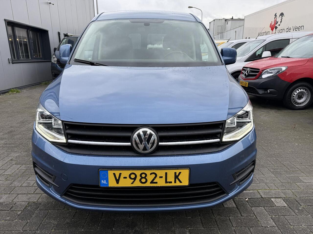 Volkswagen CADDY MAXI 2.0 TDI L2H1 BMT Highline Euro 6 DSG Alcantara NAVI APPLE CARPLAY