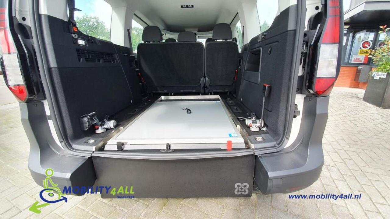 Volkswagen CADDY MAXI verlengde 5+1 Rolstoelauto's