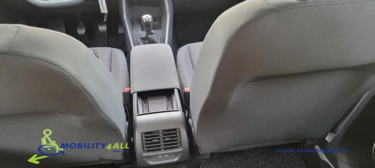 Volkswagen CADDY MAXI verlengde 5+1 Rolstoelauto's