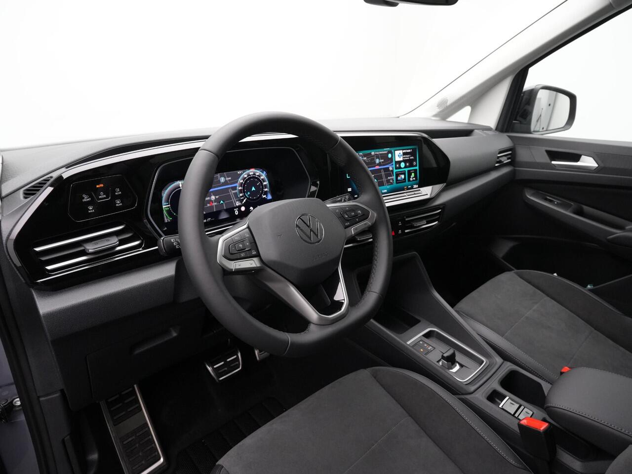 Volkswagen CADDY MAXI Kombi 7-zits Style 1.5 eHybrid 115 pk | Leder/alcantara | Achteruitrijcamera | Navigatie | Digital Cockpit | Apple Carplay/Android Auto | L.M. Wielen