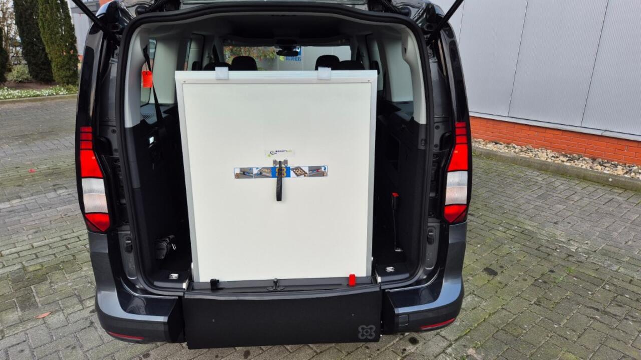 Volkswagen CADDY MAXI DIESEL Automaat rolstoelauto Incl- BPM