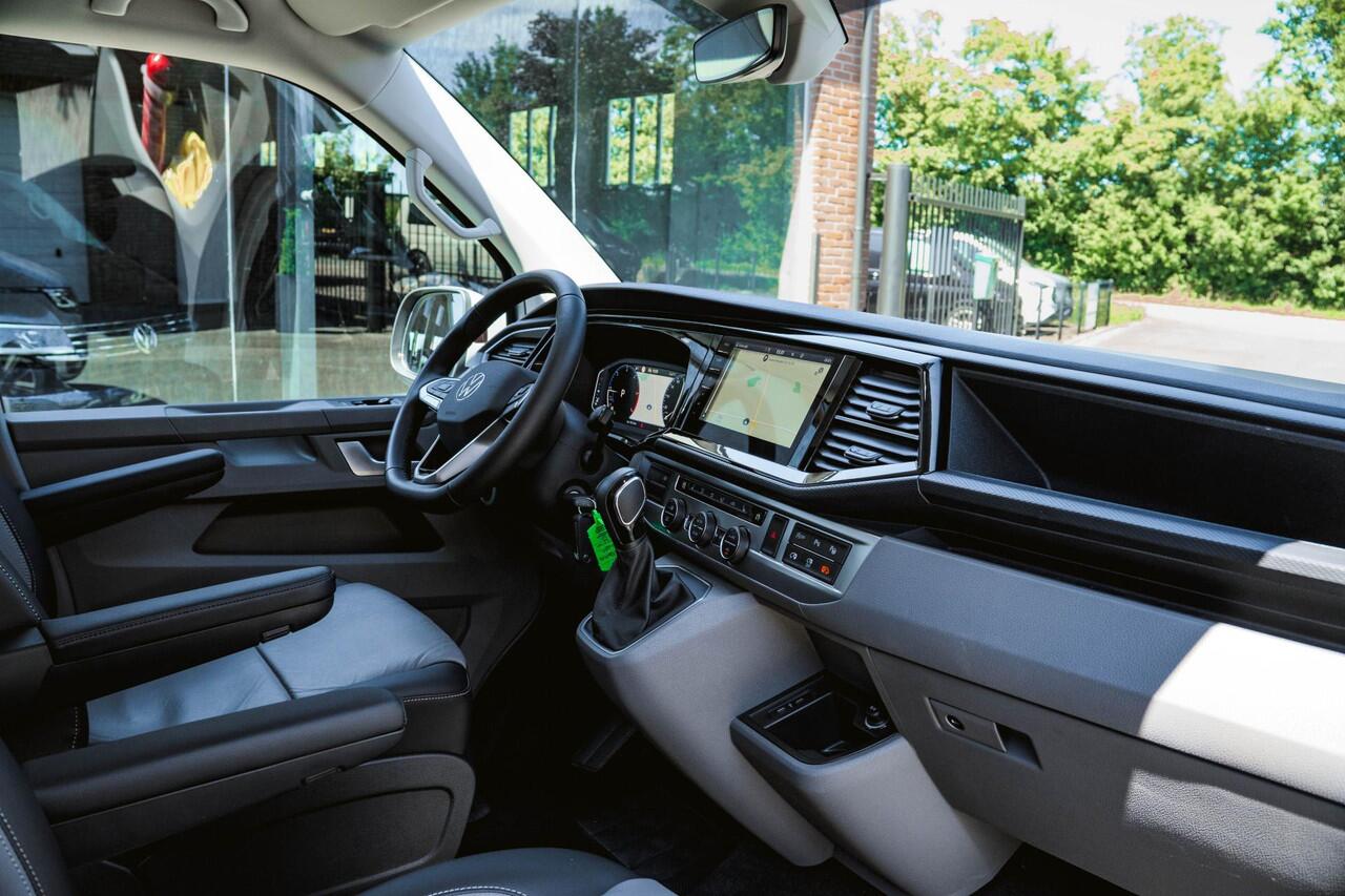 Volkswagen CARAVELLE T6.1 2.0 TDI 204 PK DSG L2H1 A-KLEP FULL OPTIONS ACC | LED | Leder | Side Assist | Privacy glass |
