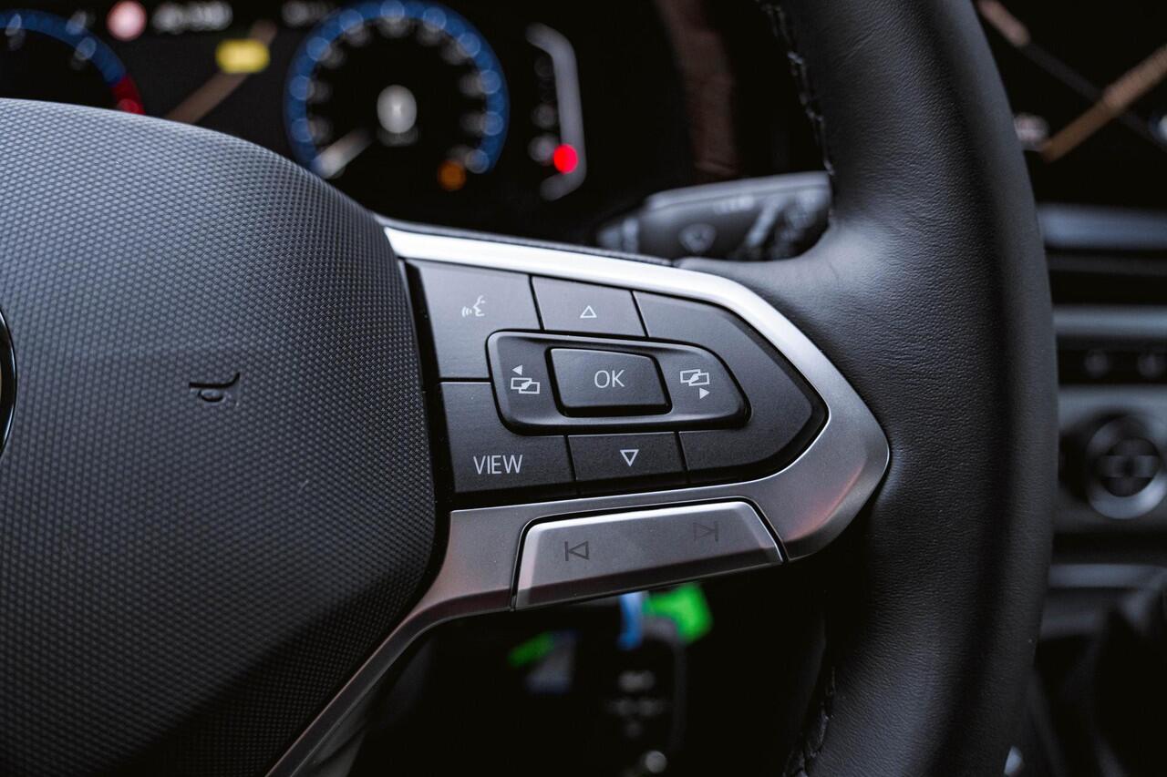 Volkswagen CARAVELLE T6.1 2.0 TDI 204 PK DSG L2H1 A-KLEP ACC | LED | Leder | Side Assist | Privacy glass |