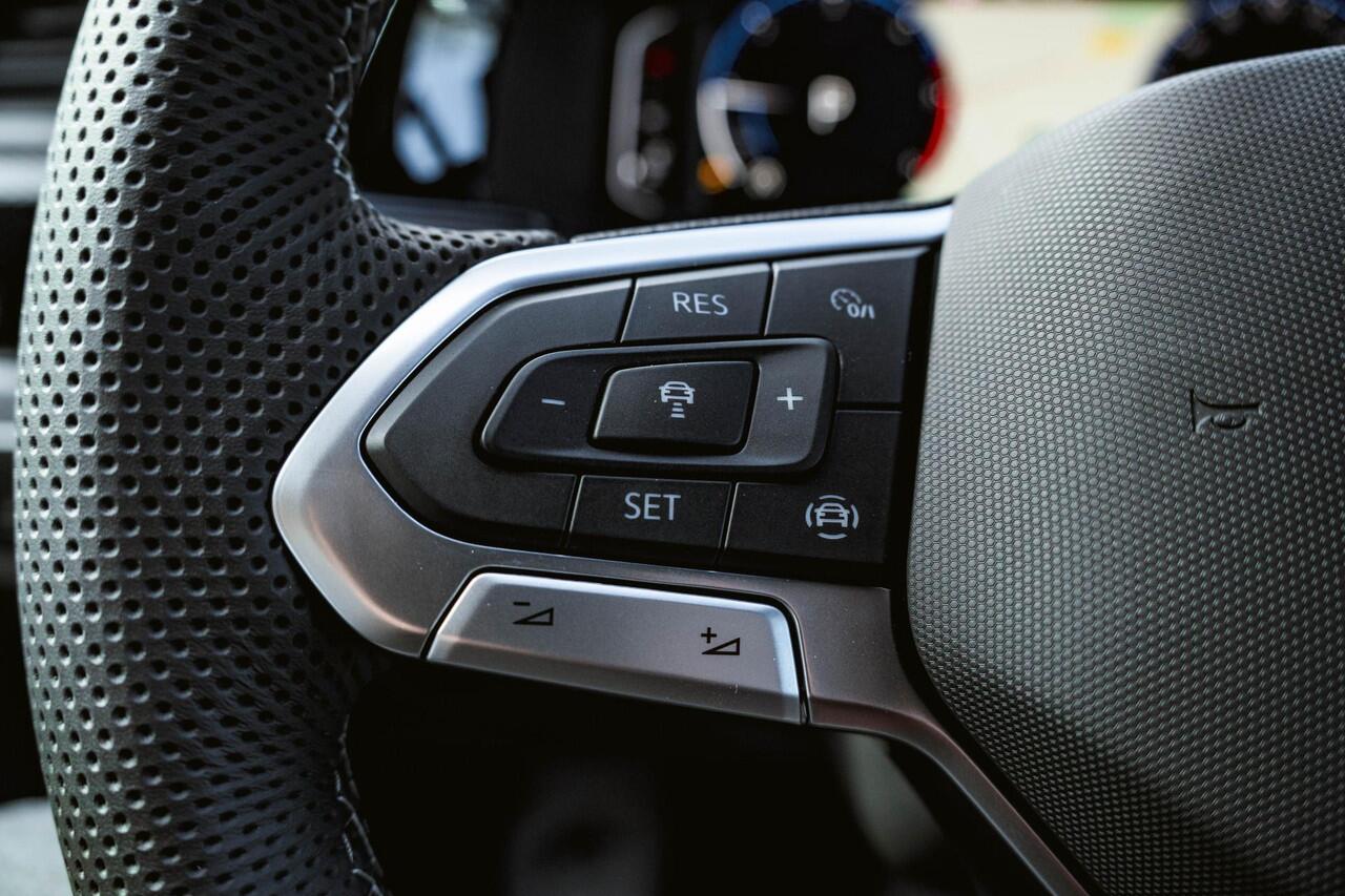 Volkswagen CARAVELLE T6.1 2.0 TDI 204 PK DSG L2H1 DUB/CAB A-Deuren BWT | ALPINE AUDIO | | Alcantara hemel | BILSTEIN B14 | ACC |