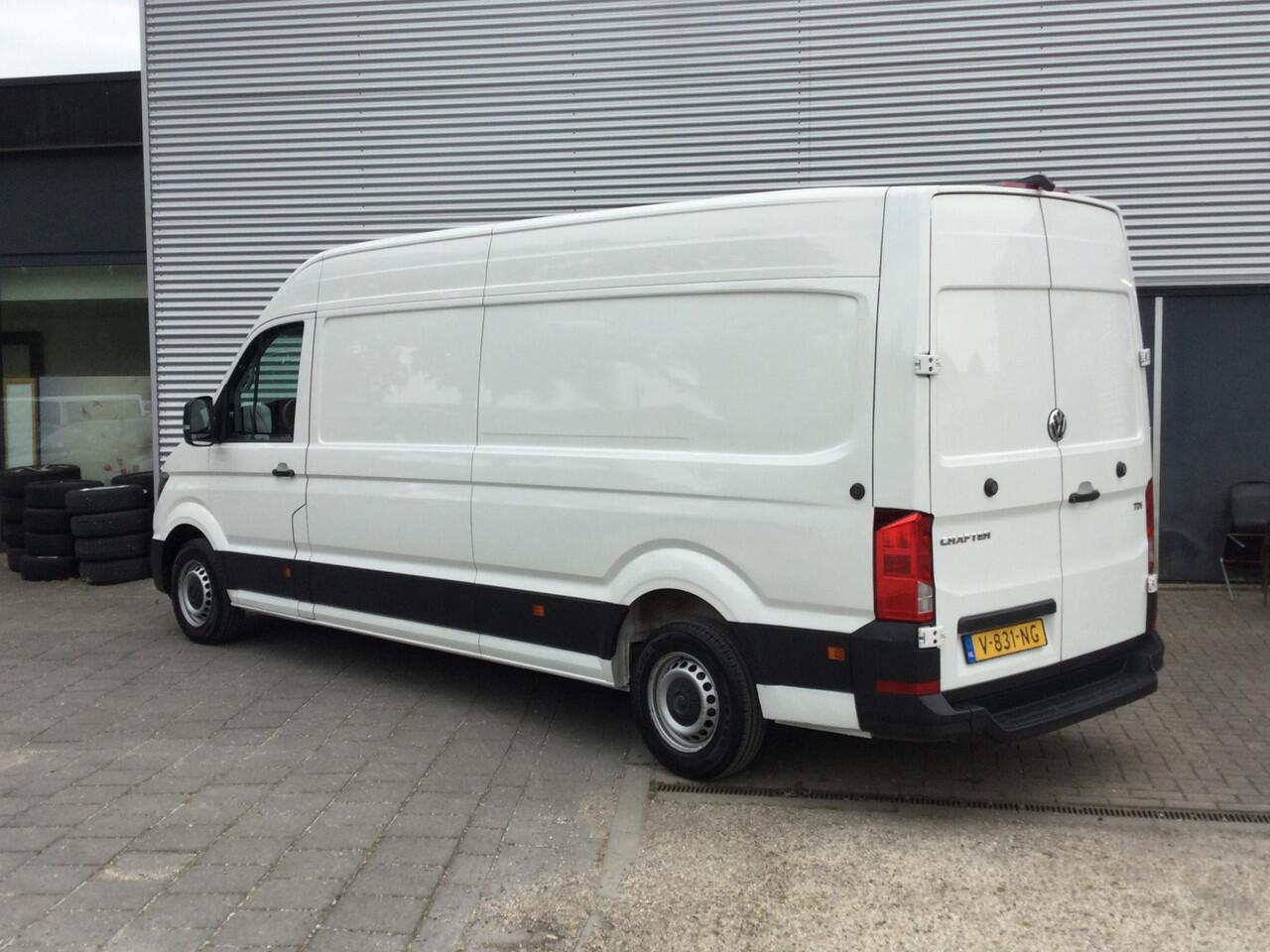 Volkswagen CRAFTER 35 2.0 TDI L5H3 DC Trendline DSG AUTOMAAT, NAVIGATIE, AIRCO.