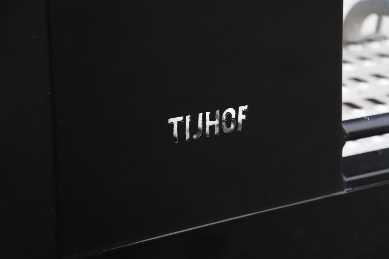 Volkswagen CRAFTER 35 2.0 TDI L4 4Motion Highline 177PK Automaat TIJHOF Luchtvering Deep Black Metallic Stuur & Stoelverwarming Navigatie Carplay Android Full LED 1290KG Laadvermogen!