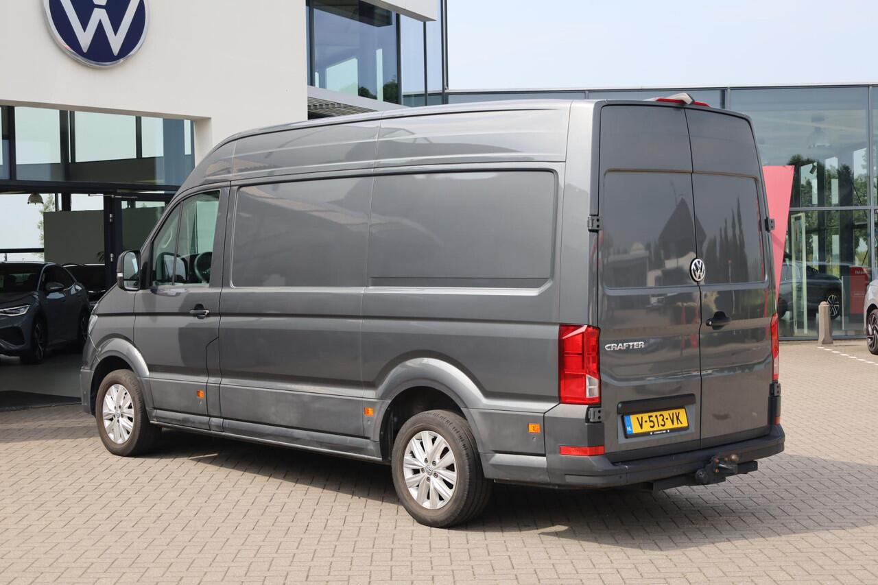 Volkswagen CRAFTER 30 2.0 TDI L3H3 Highline 140PK / 103kW, Exclusive Edition, LED, 17" LMV, 3 zits, verhoogd dak, navigatie, parkeersensoren rondom, achteruitrijcamera, multifunctioneel stuurwiel, voorruit verwarming, DAB+ etc.