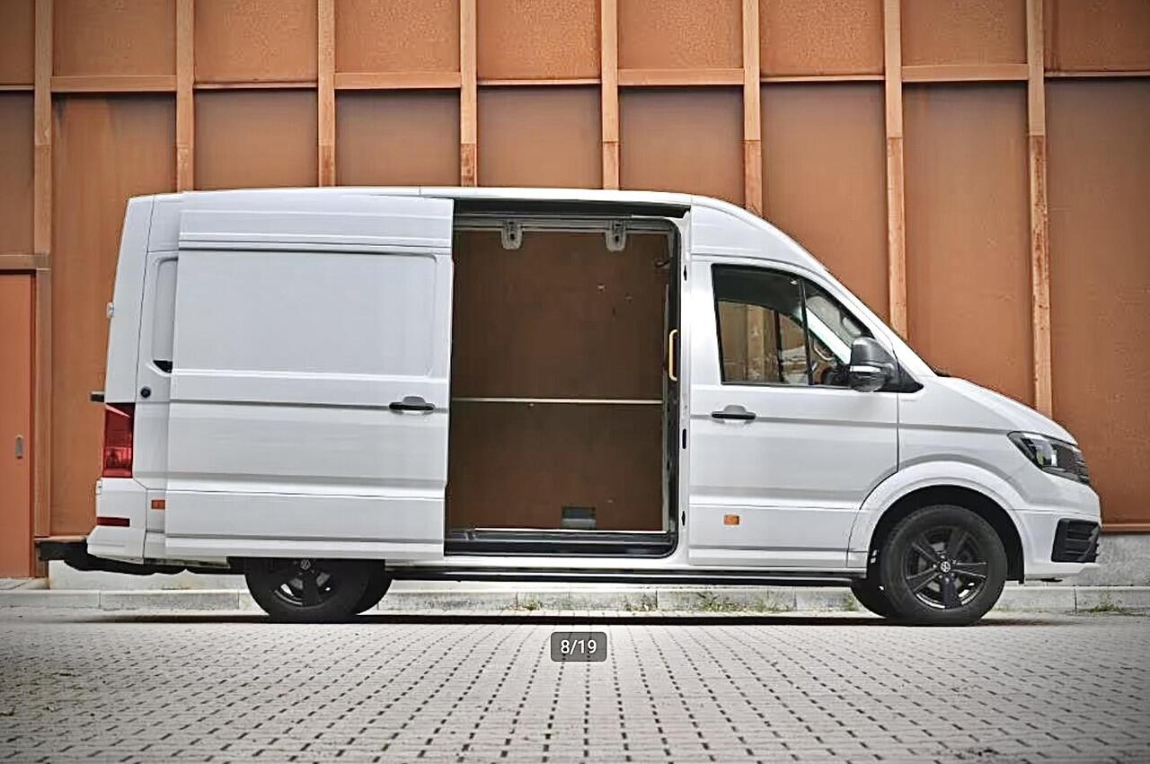 Volkswagen CRAFTER 2.0 TDI L3H3 Special Edition 140pk | Betimmering | ¤ 239 P.M.