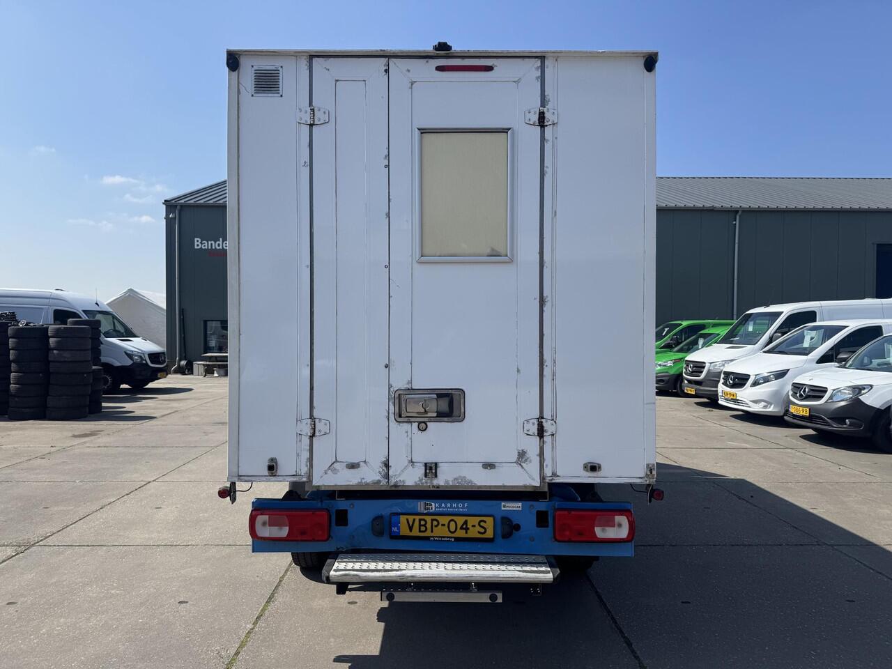 Volkswagen CRAFTER 35 2.0 TDI L4H3 BAKWAGEN MET DEUREN / EURO 6 / N.A.P / DEALER ONDERHOUDEN