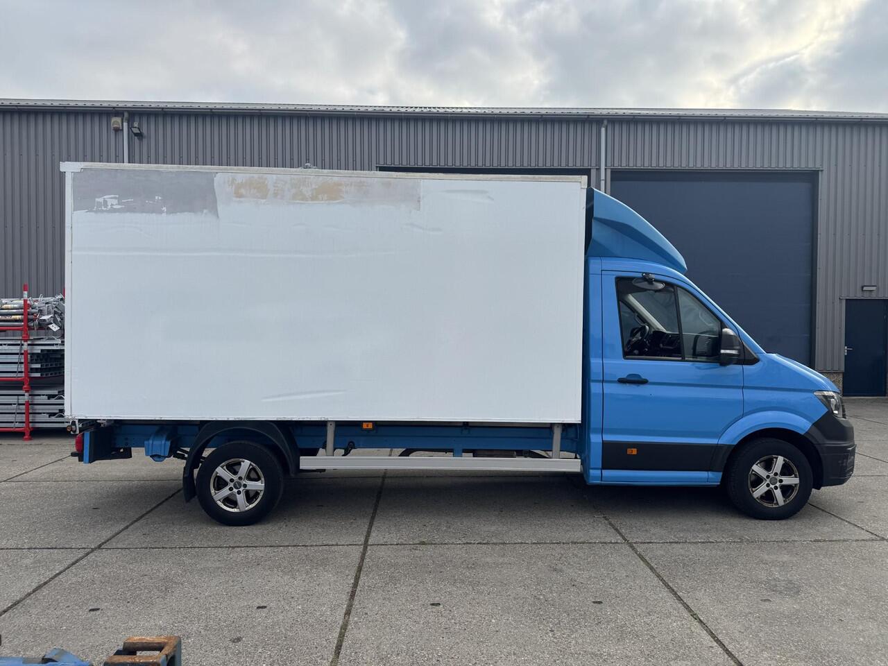 Volkswagen CRAFTER 35 2.0 TDI L4H3 L4H3 BAKWAGEN MET DEUREN / EURO 6 / N.A.P / DEALER ONDERHOUDEN