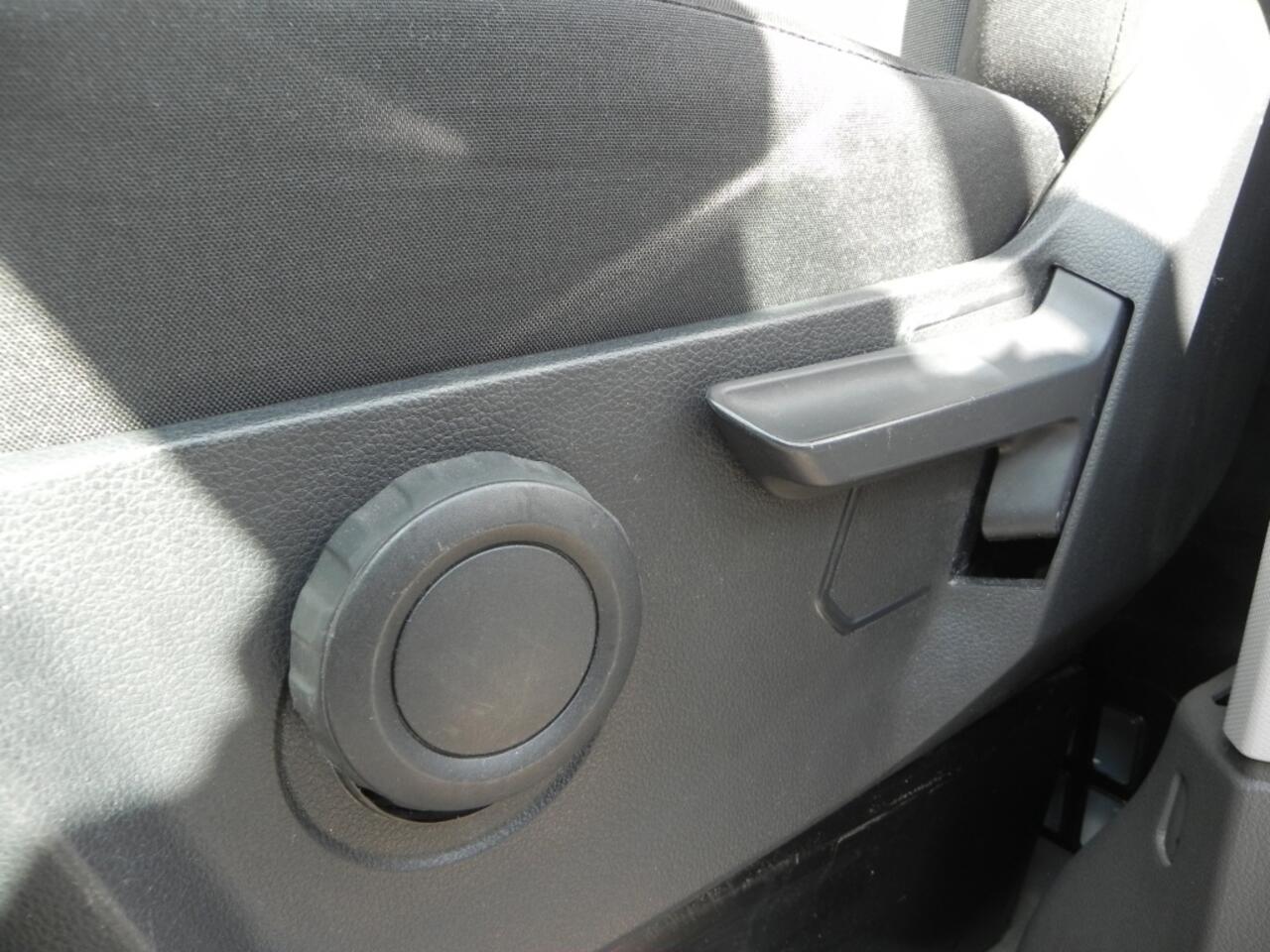 Volkswagen CRAFTER 35 2.0 TDI L3H3 Co